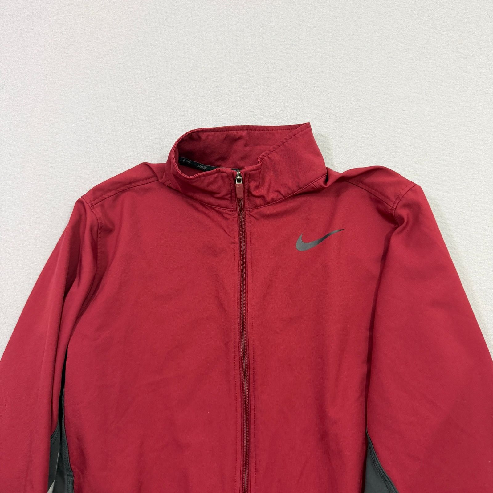 Nike Nike Full Zip Track Jacket Men's Medium Red Windbreaker Size US M / EU 48-50 / 2 - 2 Thumbnail