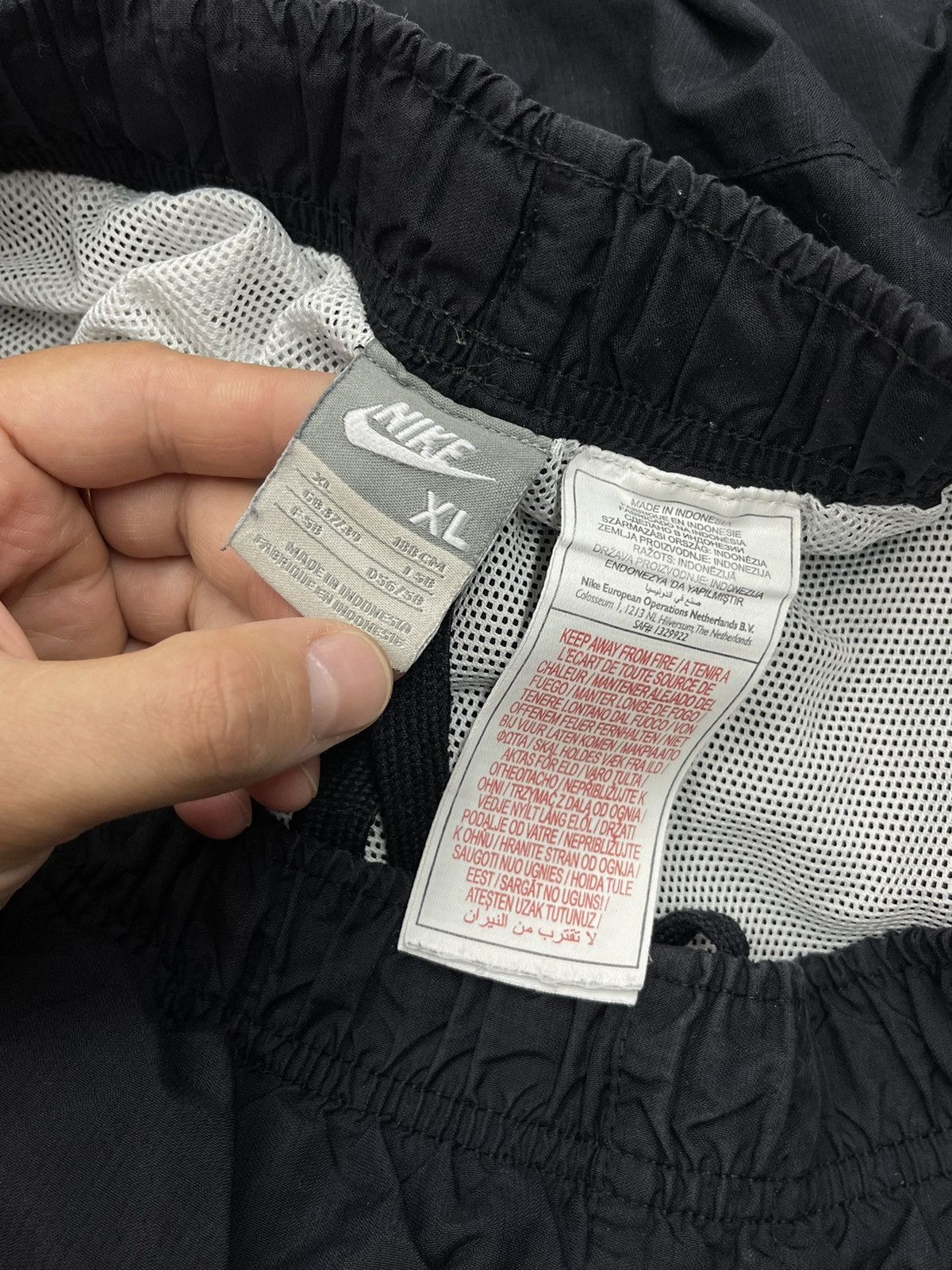 Nike × Nike ACG × Vintage Vintage Nike Nylon Black Shorts Drill Y2K ACG TN Size US 36 / EU 52 - 8 Thumbnail