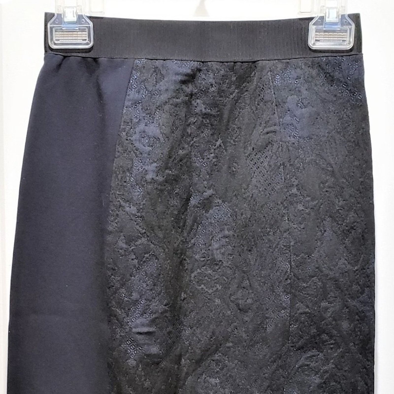 Elie Tahari Elie Tahari Side Split Lace Overlay Pencil Skirt 2 Size 26" / US 2 / IT 38 - 9 Thumbnail