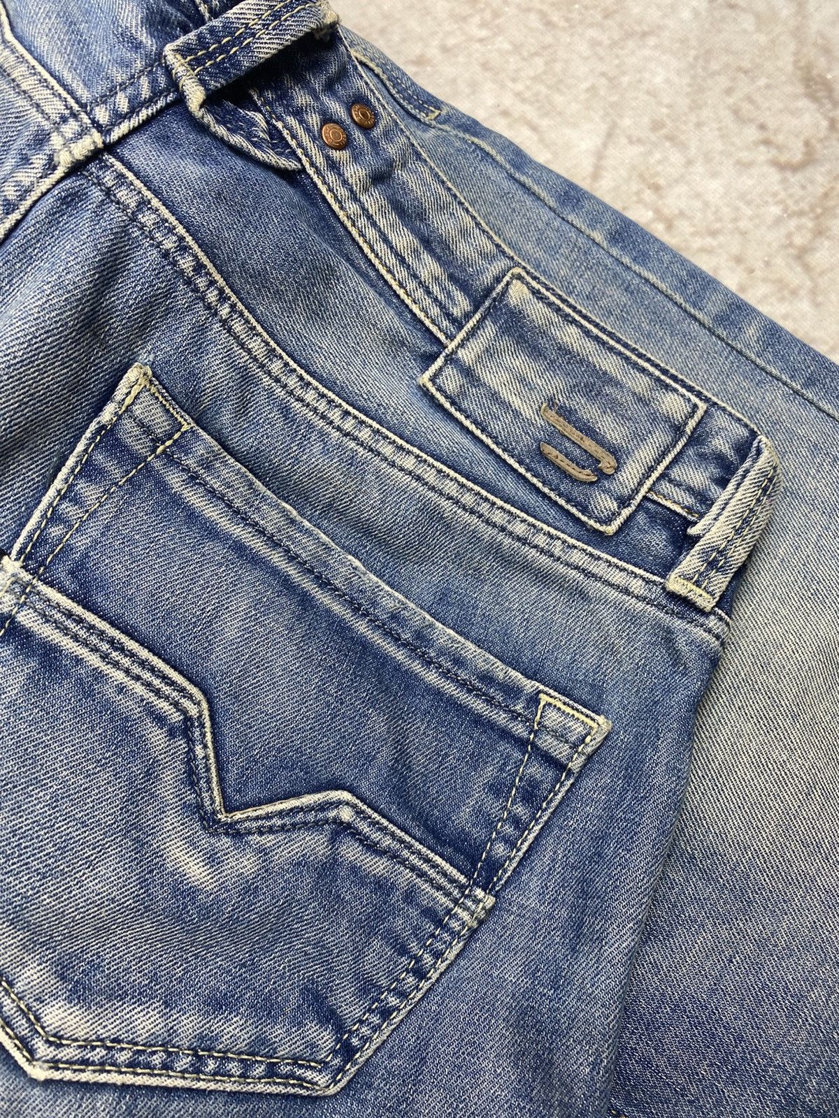 Diesel Vintage Diesel Y2K Faded Flared Jeans Denim Pants Rare Size US 34 / EU 50 - 15 Thumbnail