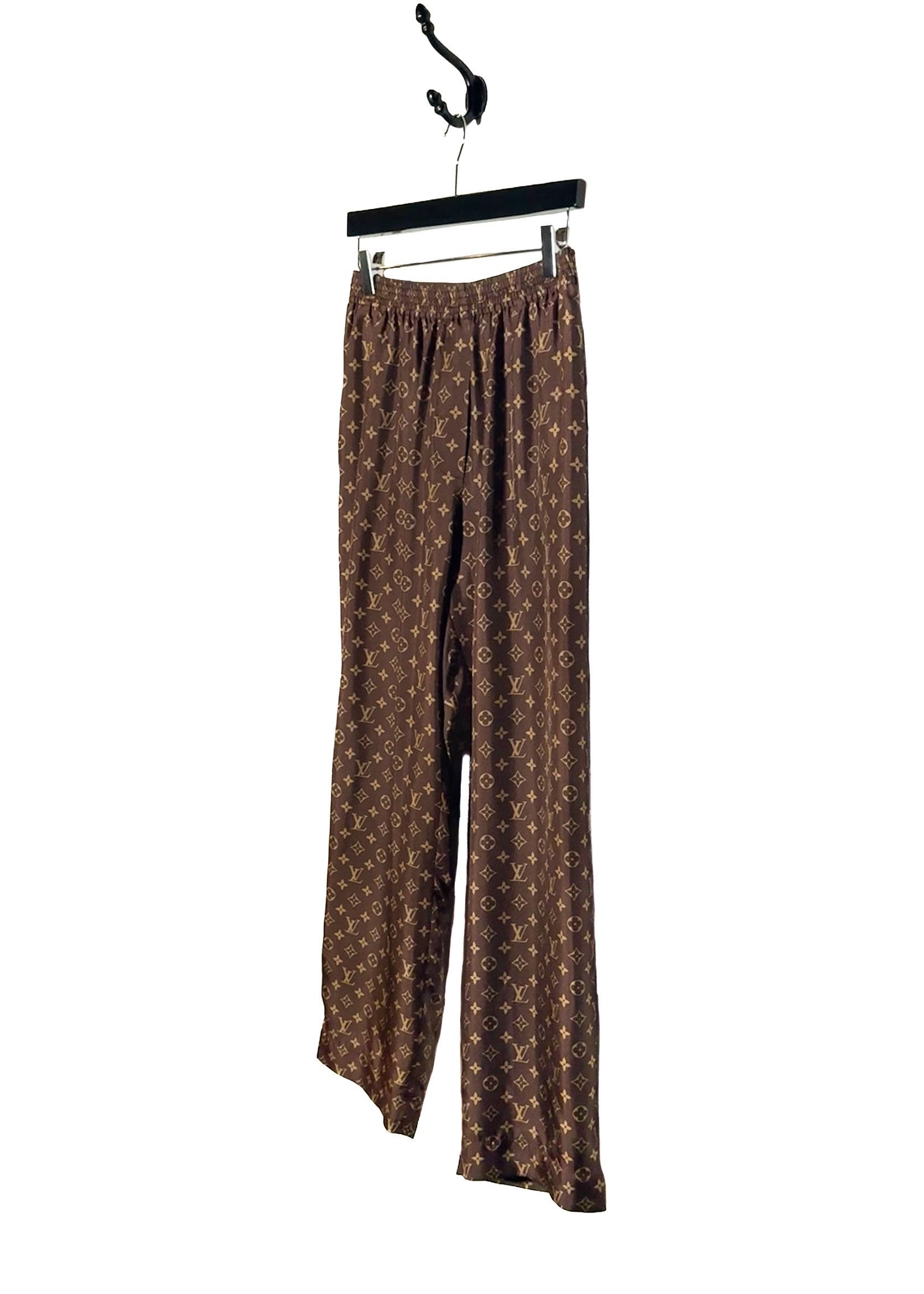 Louis Vuitton Louis Vuitton Brown Monogram Silk Jogger Pants Size 28" / US 6 / IT 42 - 2 Thumbnail