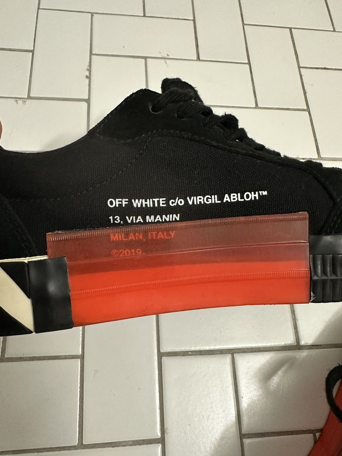 Off-White OFF-White Vulc Low Black Fuchsia Sneakers size 42 Size US 9 / EU 42 - 10 Thumbnail