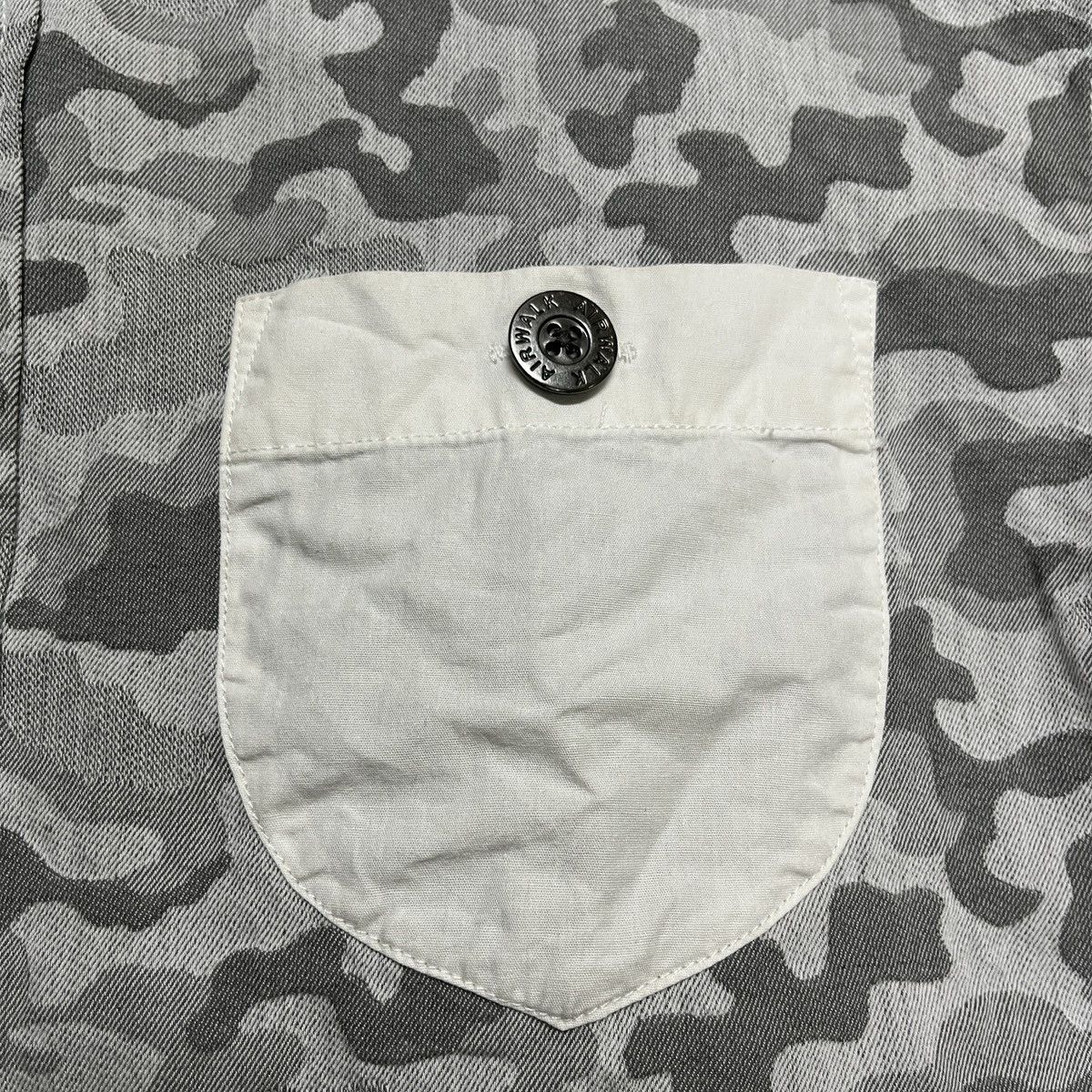 Airwalk × Vintage Airwalk Camouflage Longsleeve Shirt Size US M / EU 48-50 / 2 - 3 Thumbnail