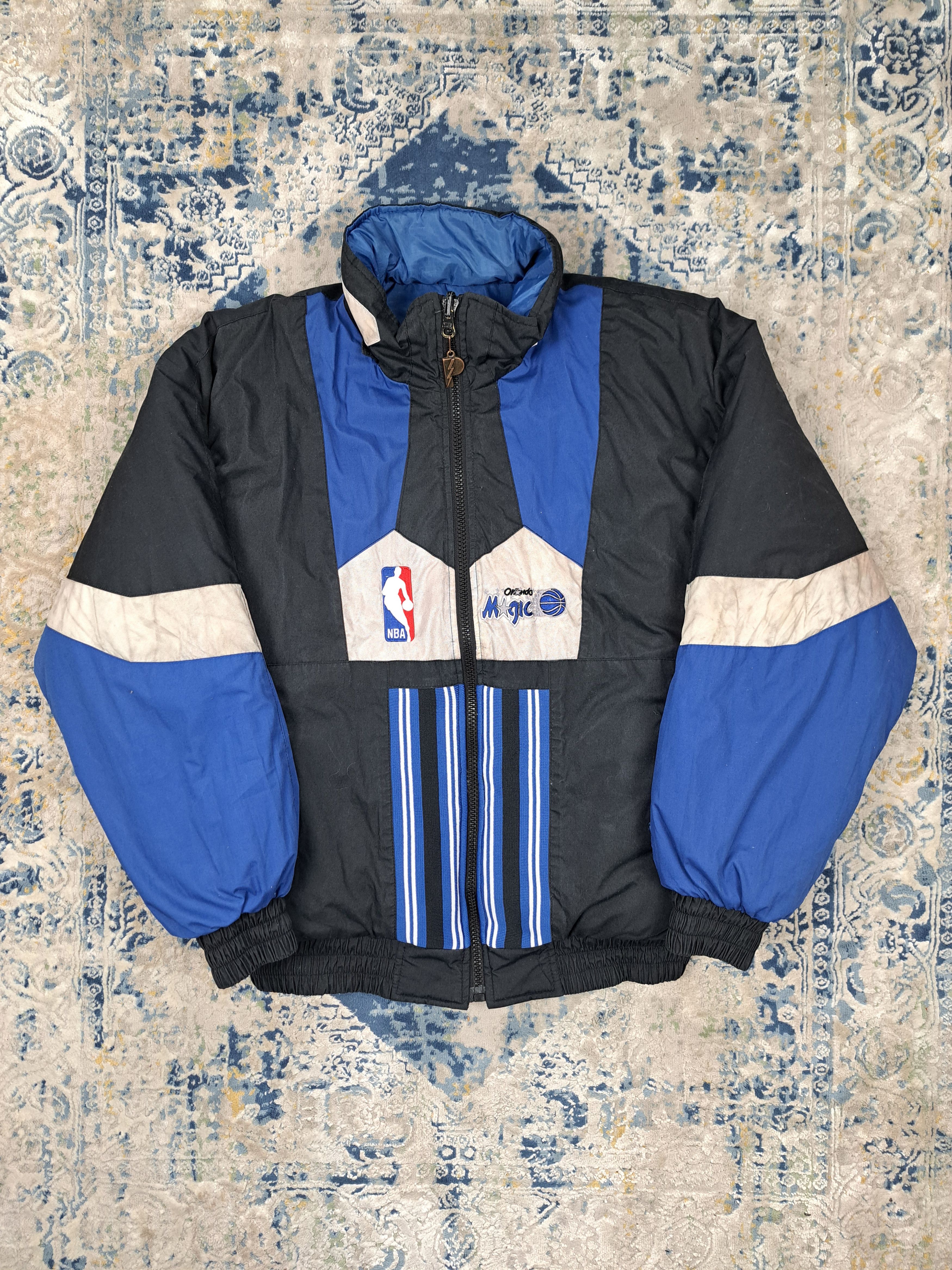 image of NBA x Pro Player VTG 90's Orlando Magic Reversible Puffer Jacket Shaq Basket in Black (Size XL)