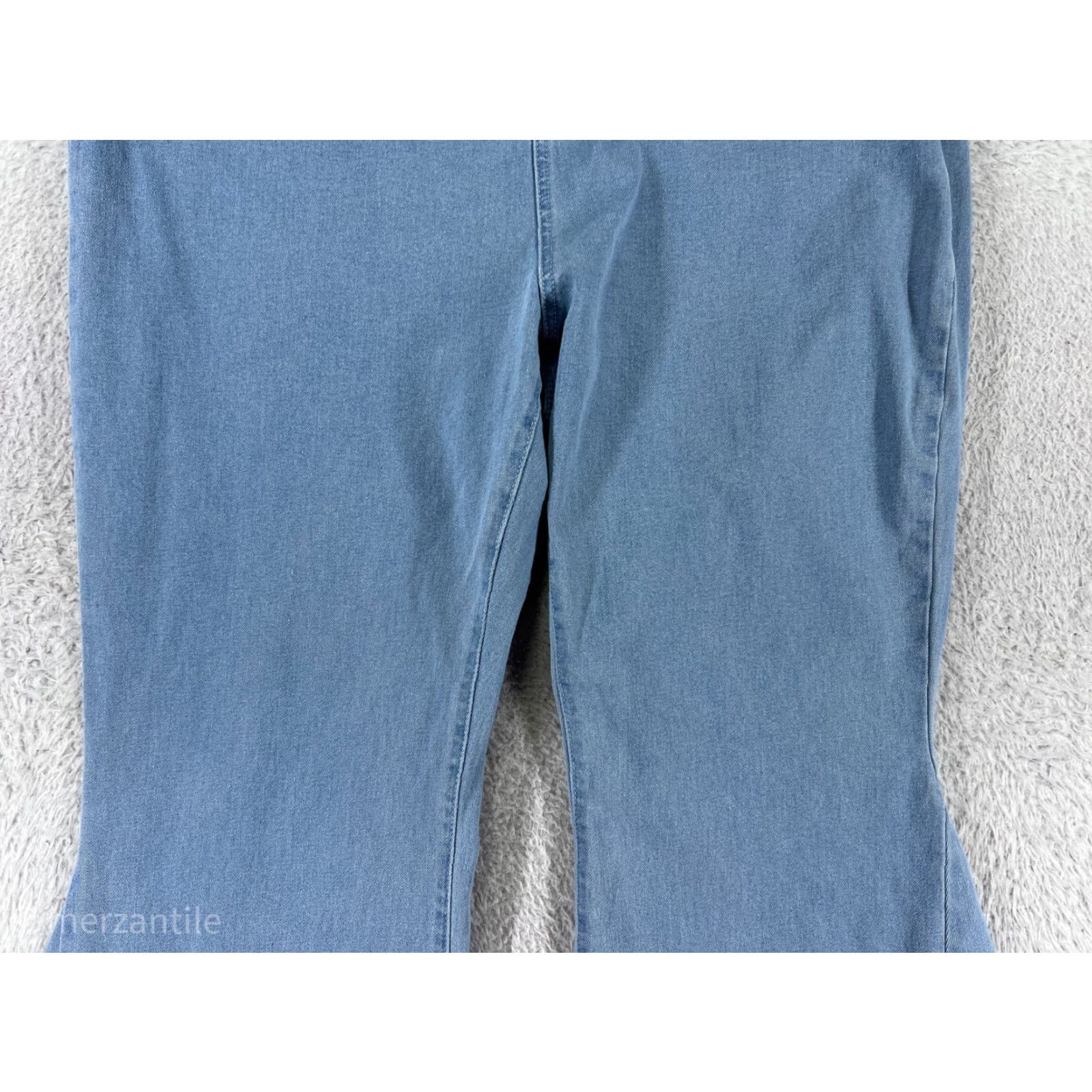 Shein SheIn Jeans Women 4XL Blue Denim Cotton Blend Stretch Flare Raw Hem Jeans Women 4XL Blue Denim Cotton Blend Stretch Flare Raw Hem Size 40" / US 18 - 6 Thumbnail