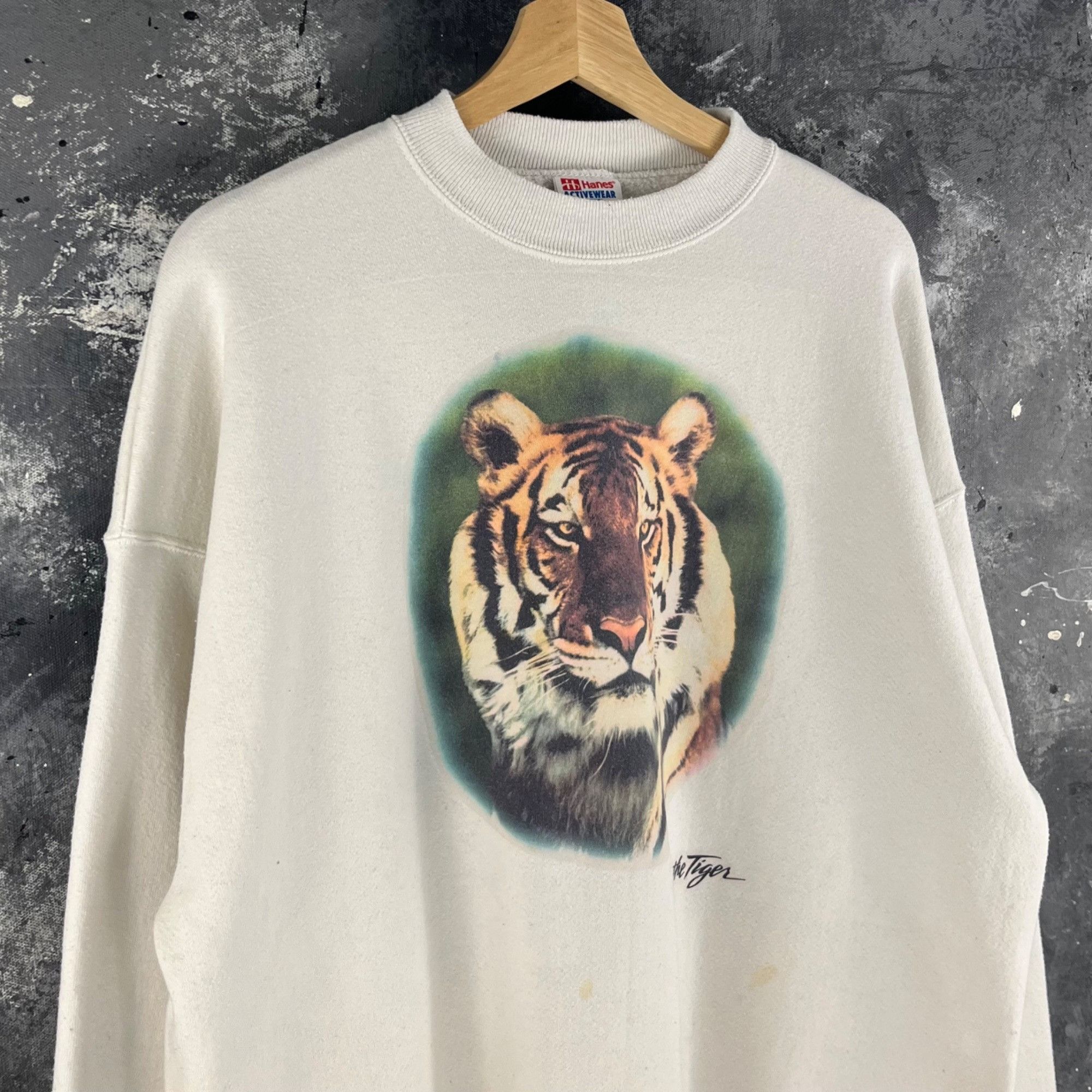 Vintage Vintage 90’s Tiger nature sweatshirt Size US XL / EU 56 / 4 - 2 Thumbnail