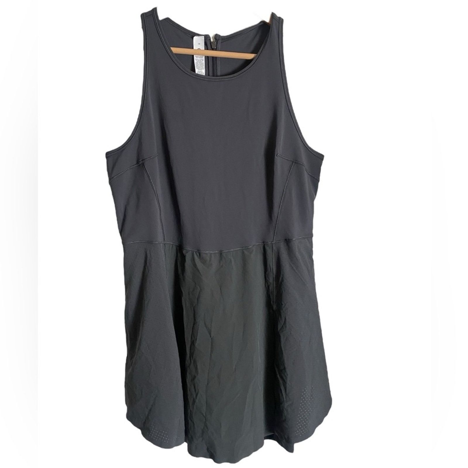 Lululemon LULULEMON NULUX Running Dress 8" Gray 14 Size XL / US 12-14 / IT 48-50 - 2 Thumbnail