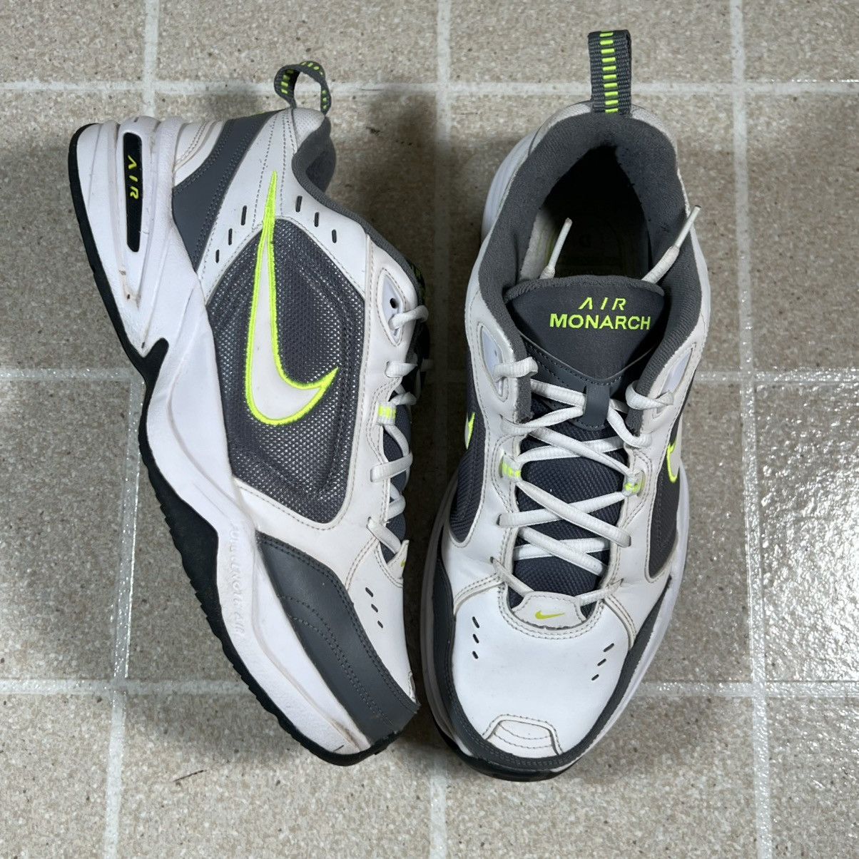 Nike Nike Air Monarch IV sz 10.5 White Grey Green Walking Shoes Size US 10.5 / EU 43-44 - 2 Thumbnail