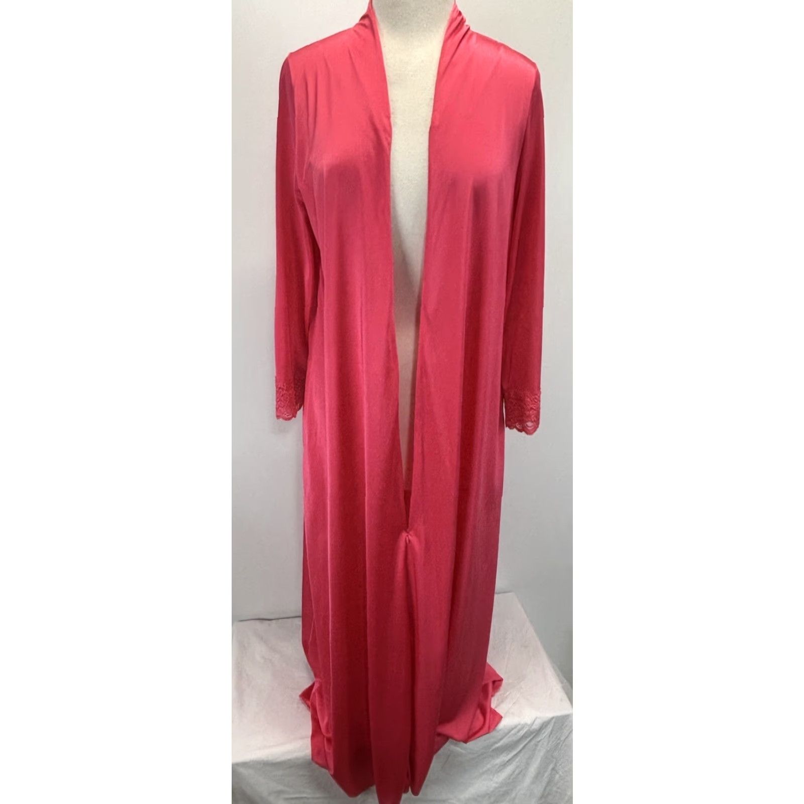 Vintage VINTAGE ShadowLine 1980s Long Nightgown Womens Size Small Pink Nylon Lounge USA Size ONE SIZE - 5 Thumbnail