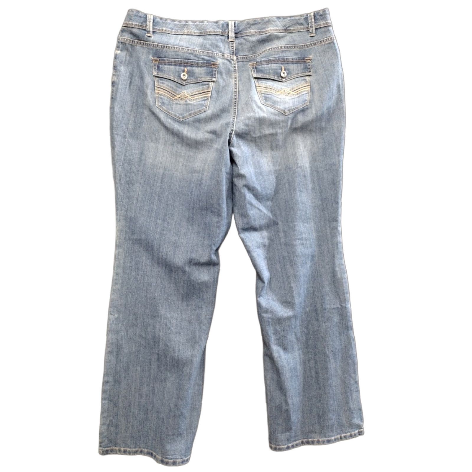 Vintage Sonoma Jeans Women's Plus Size 18 Boot Straight Denim Blue Distressed 5-Pocket High Rise Regular Stretch Shirts pants? Size 40" / US 18 - 1 Thumbnail