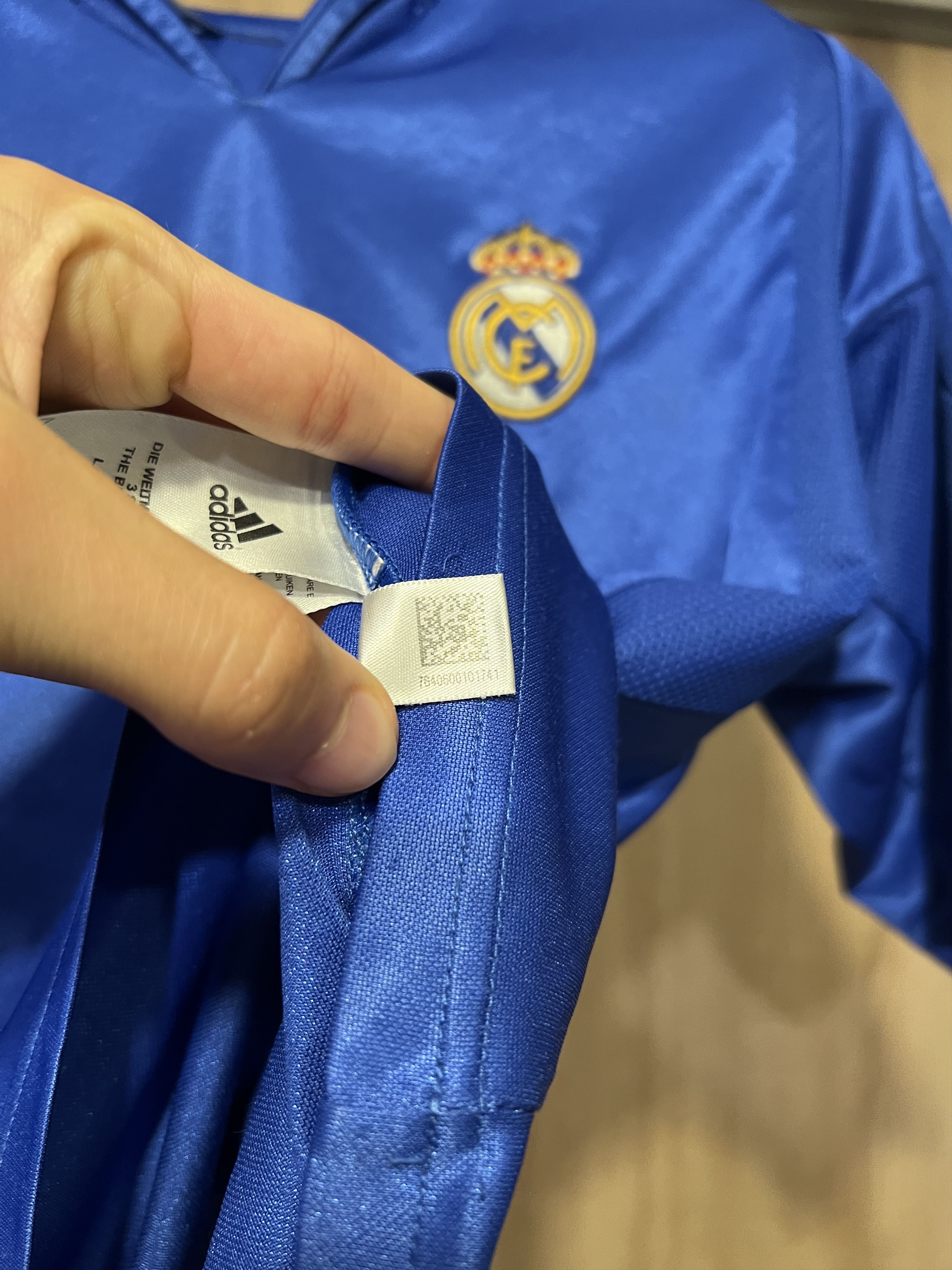 Adidas Adidas Real Madrid 2004/2005 Third Jersey T-Shirt Size US XXS / EU 40 - 4 Thumbnail
