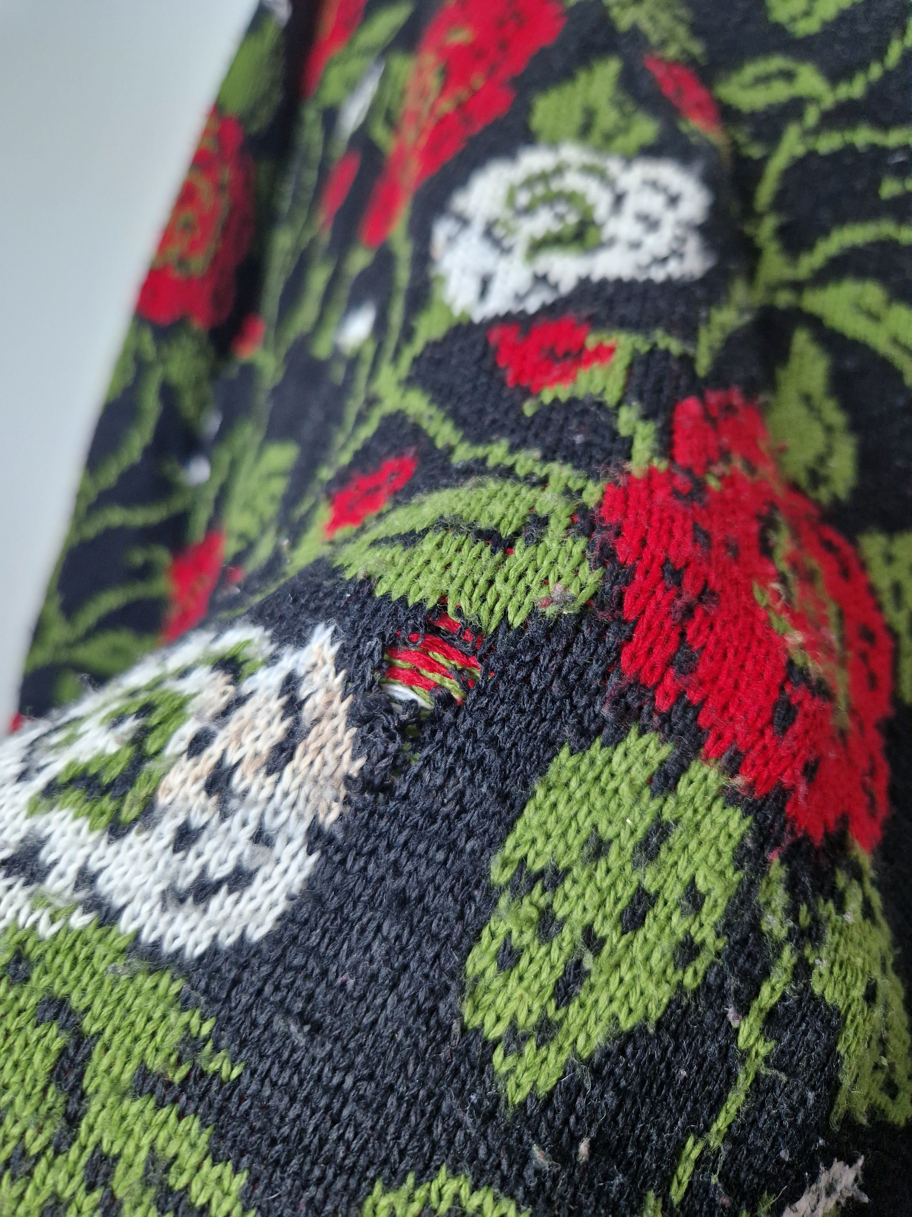 Japanese Brand × Vintage vintage floral sweater Size US M / EU 48-50 / 2 - 6 Thumbnail
