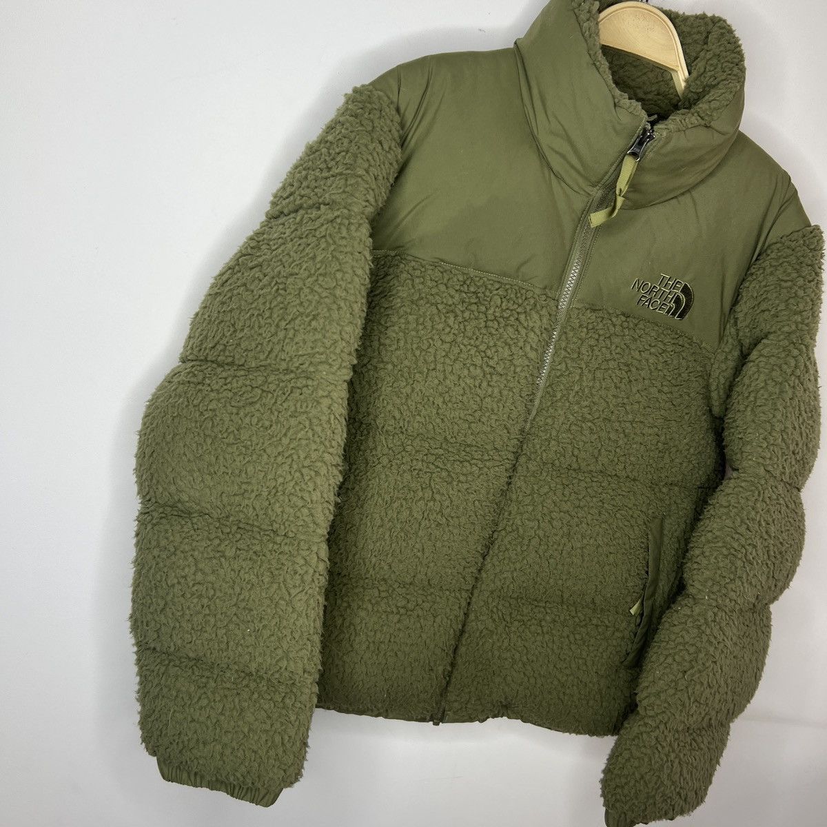 The North Face The North Face Nuptse 700 Puffer Sherpa Jacket Khaki Green Size US M / EU 48-50 / 2 - 3 Thumbnail
