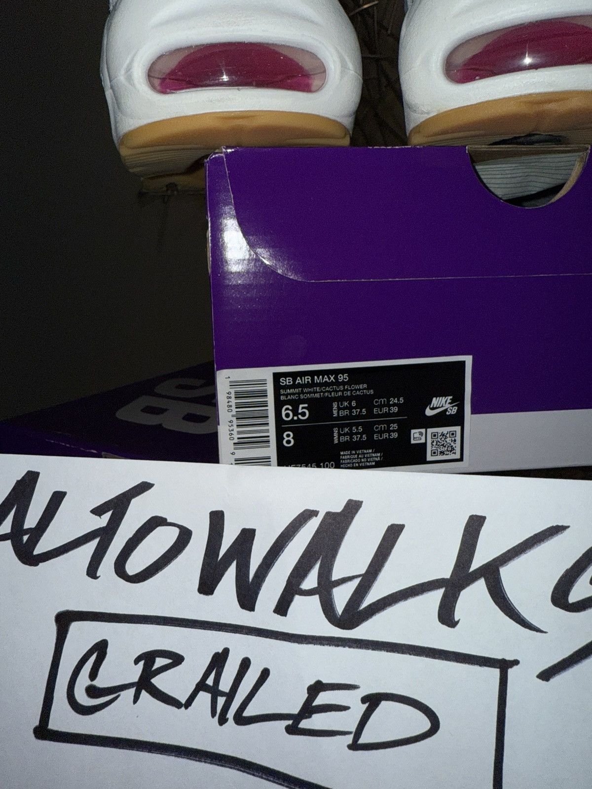 Nike SB SB Air Max 95 Size US 6.5 / EU 39-40 - 7 Thumbnail