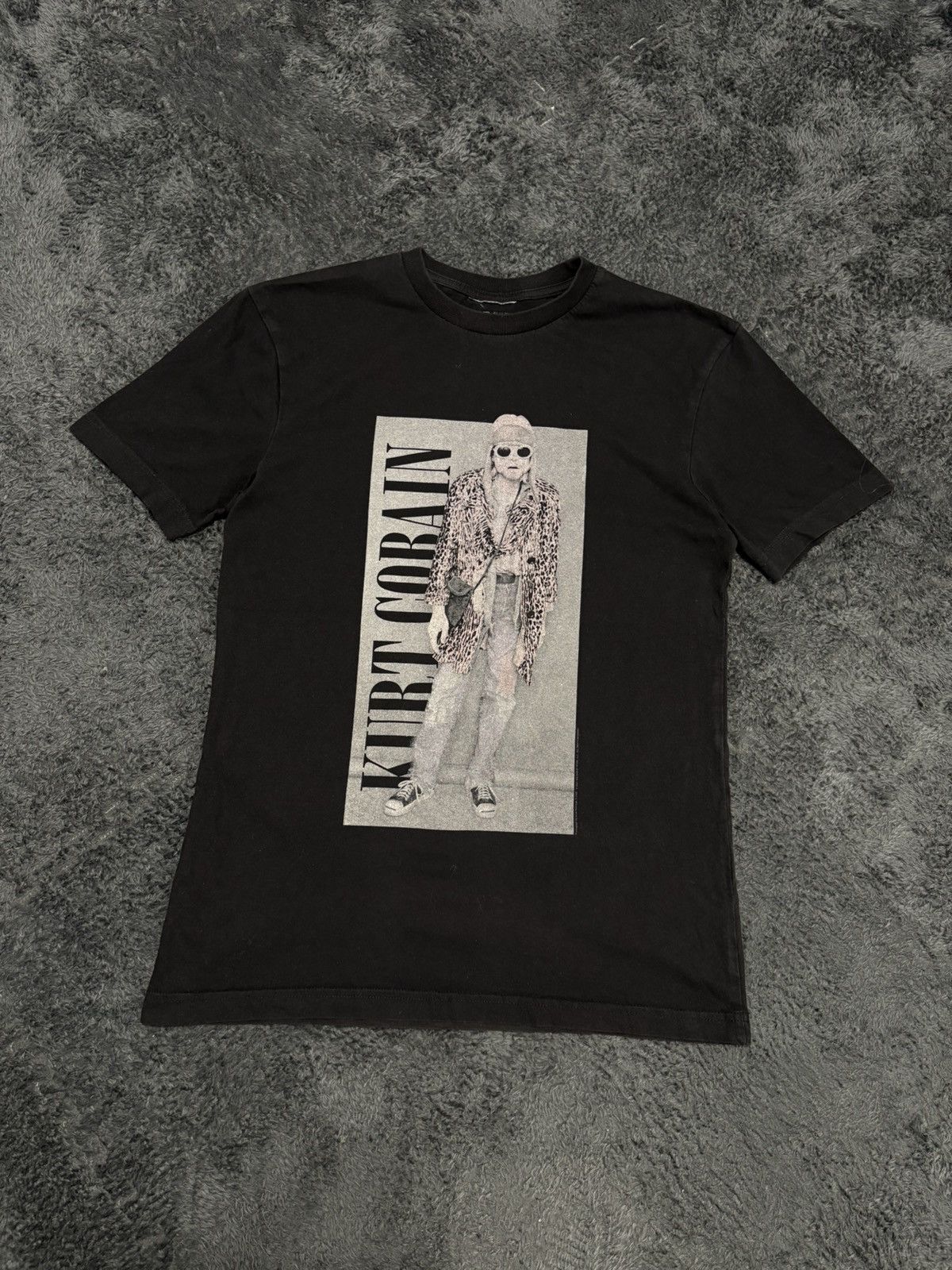Band Tees Nirvana Kurt Cobain Big Logo Tee Size US S / EU 44-46 / 1 - 1 Thumbnail