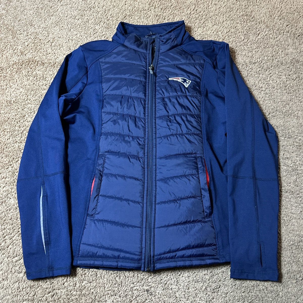 NFL New England Patriots Puffer Jacket Womens XL Navy Blue NFL Size XL / US 12-14 / IT 48-50 - 1 Thumbnail