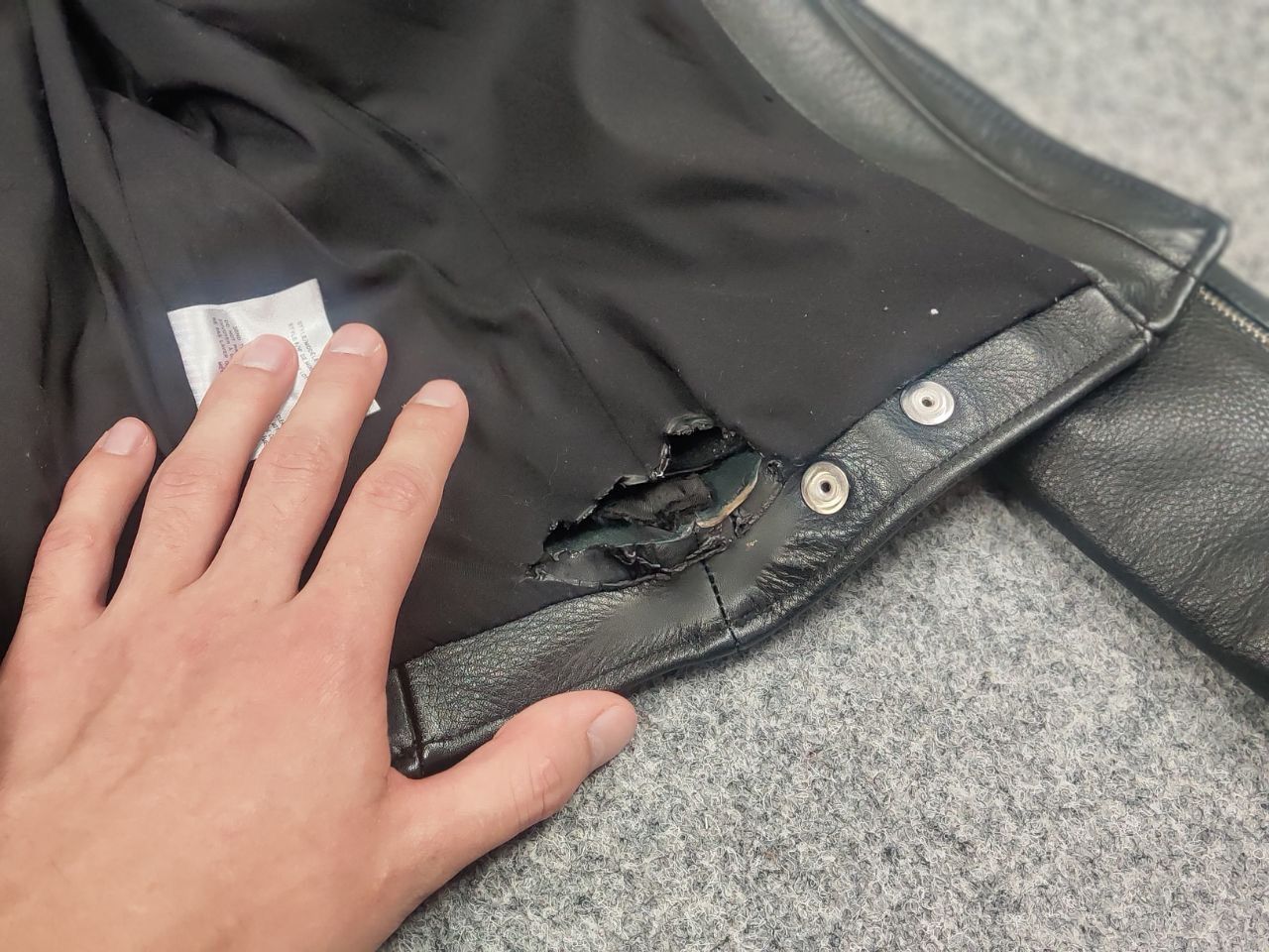 Theory Theyskens' Theory Black Leather Jacket with Zipper Accents Size S / US 4 / IT 40 - 19 Thumbnail