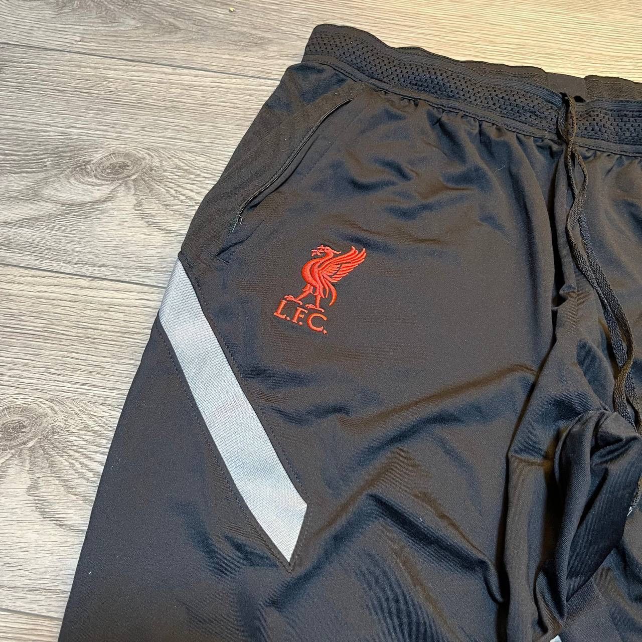 Nike Liverpool football suit 2020 size XL Size US XL / EU 56 / 4 - 8 Thumbnail