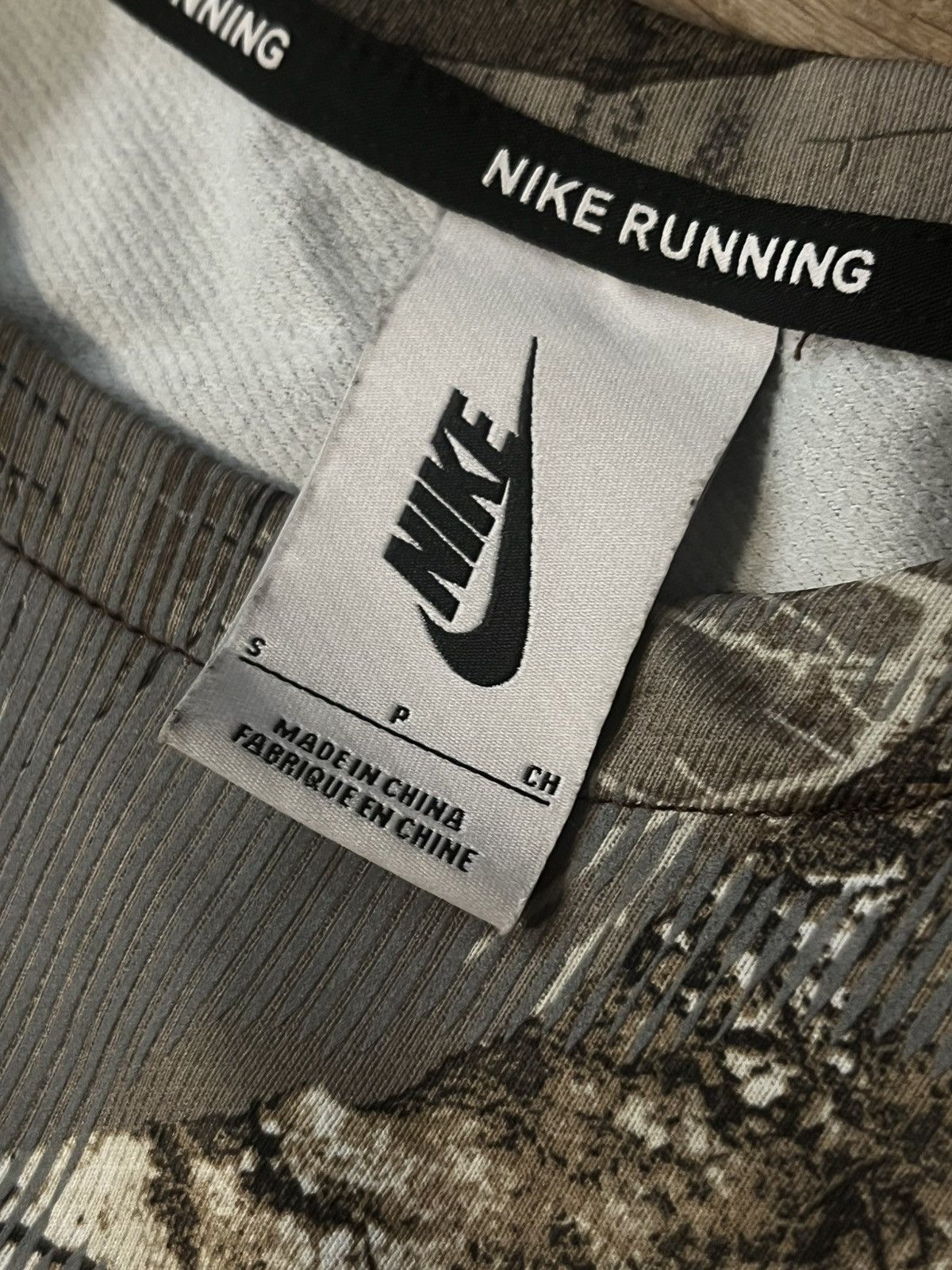 Nike RARE Nike lab fw19 Reflective Skeleton Realtree longsleeve Size US S / EU 44-46 / 1 - 4 Thumbnail