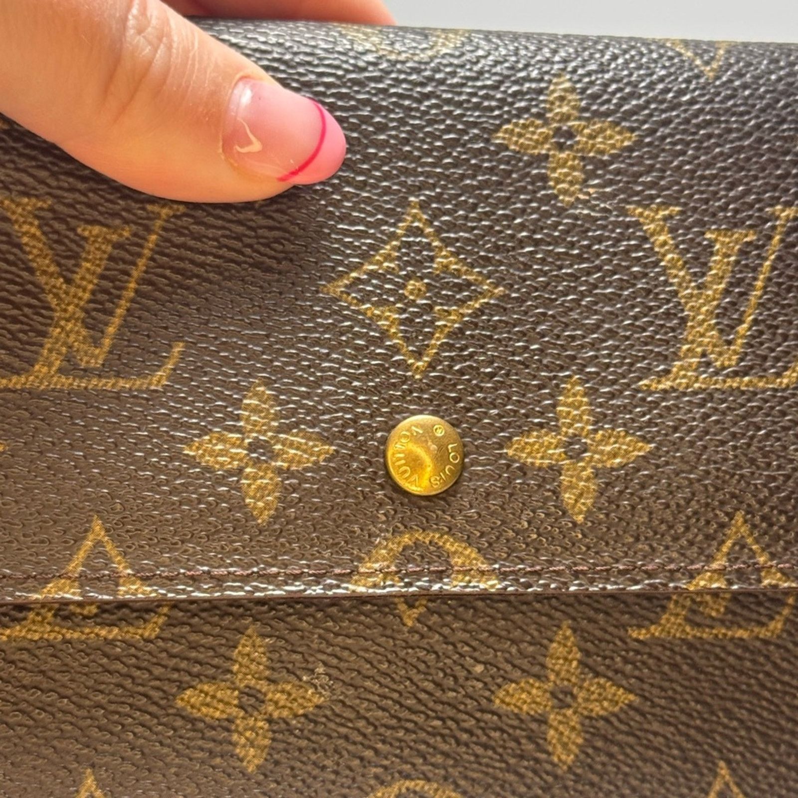 Louis Vuitton Louis Vuitton Trifold Pochette Passport Holder Wallet Size ONE SIZE - 15 Thumbnail