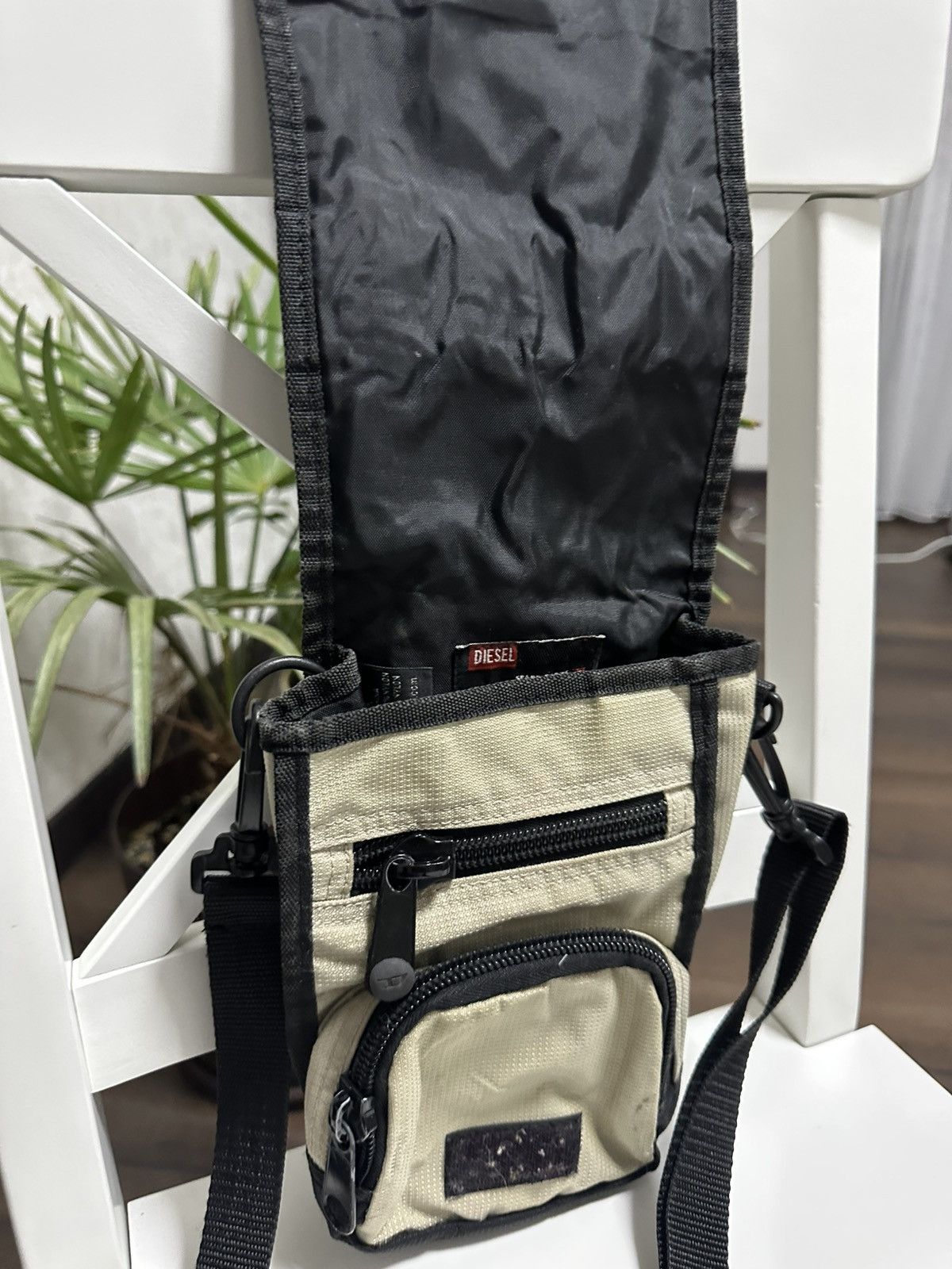 Diesel Vintage Diesel Messenger Bag Y2K Style Size ONE SIZE - 12 Thumbnail