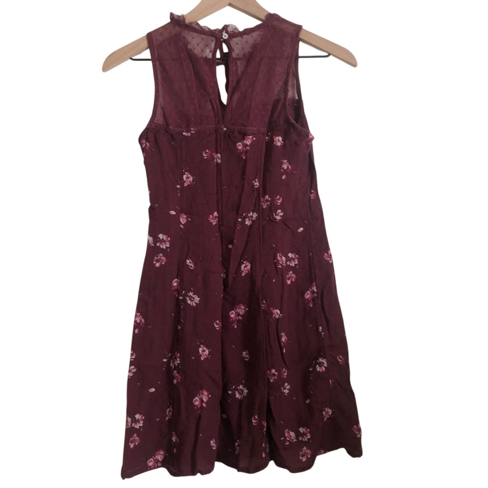Hollister Hollister Red Fit and Flare Floral Lace Sheer Mini Dress Size XS / US 0-2 / IT 36-38 - 2 Thumbnail