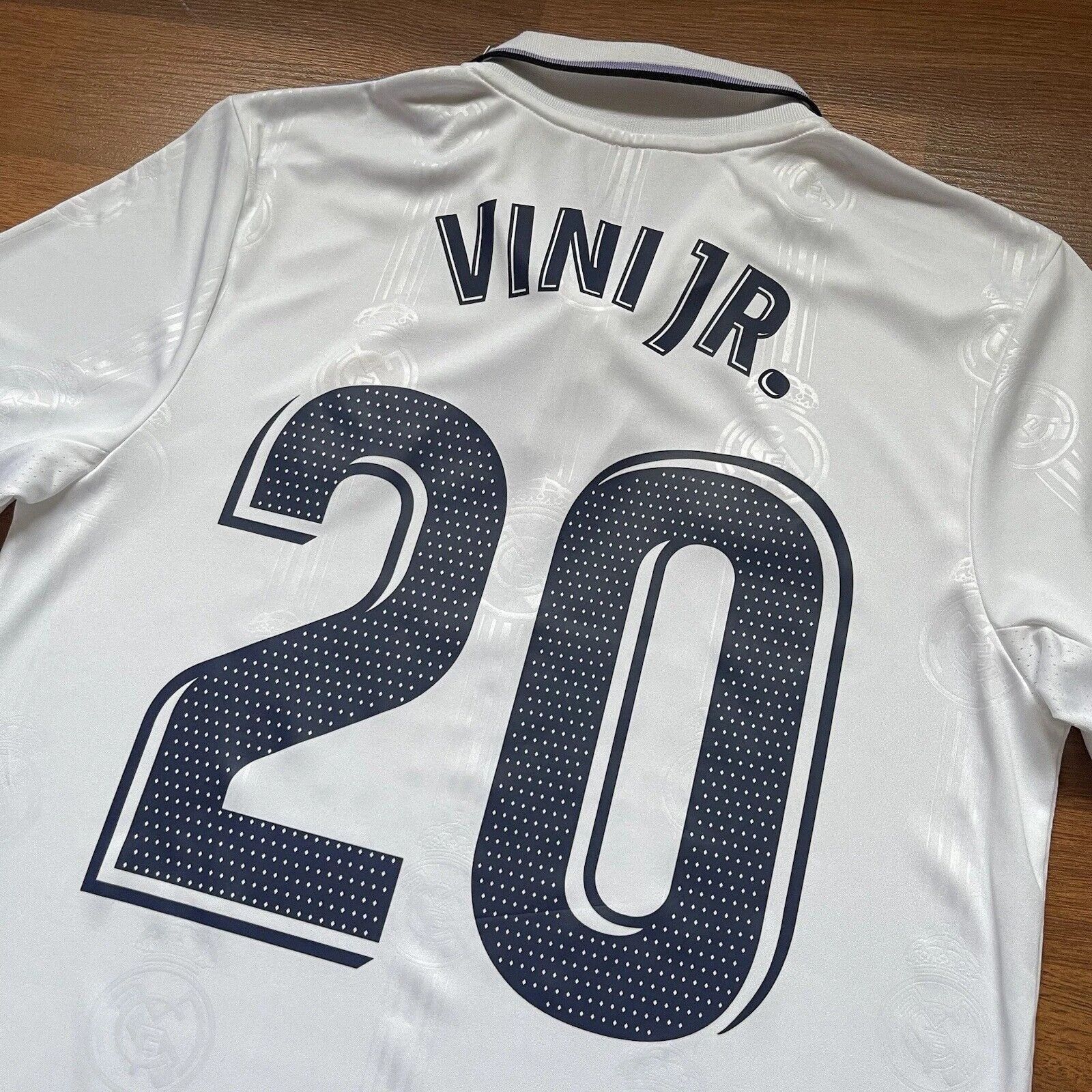 Adidas REAL MADRID ADIDAS 2022/2023 FOOTBALL HOME JERSEY #20 VINI Size US S / EU 44-46 / 1 - 9 Thumbnail