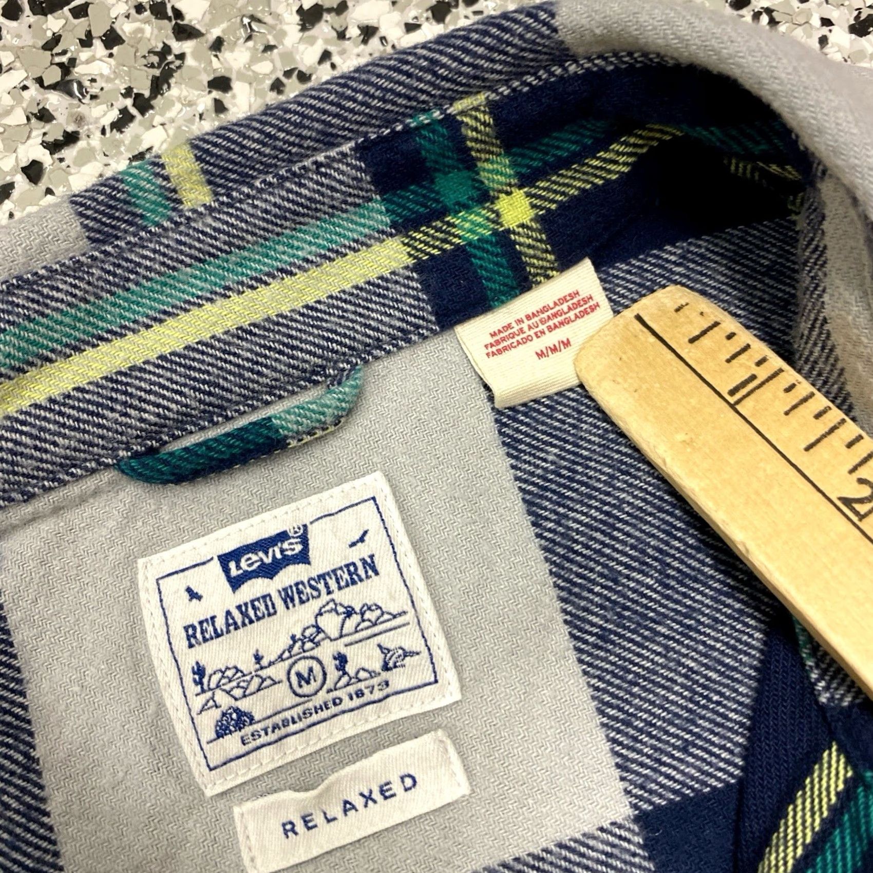 Levi's VINTAGE? Levi's Relaxed Western Flannel Blue Plaid Shirt Medium Relaxed Fit Size US M / EU 48-50 / 2 - 2 Thumbnail