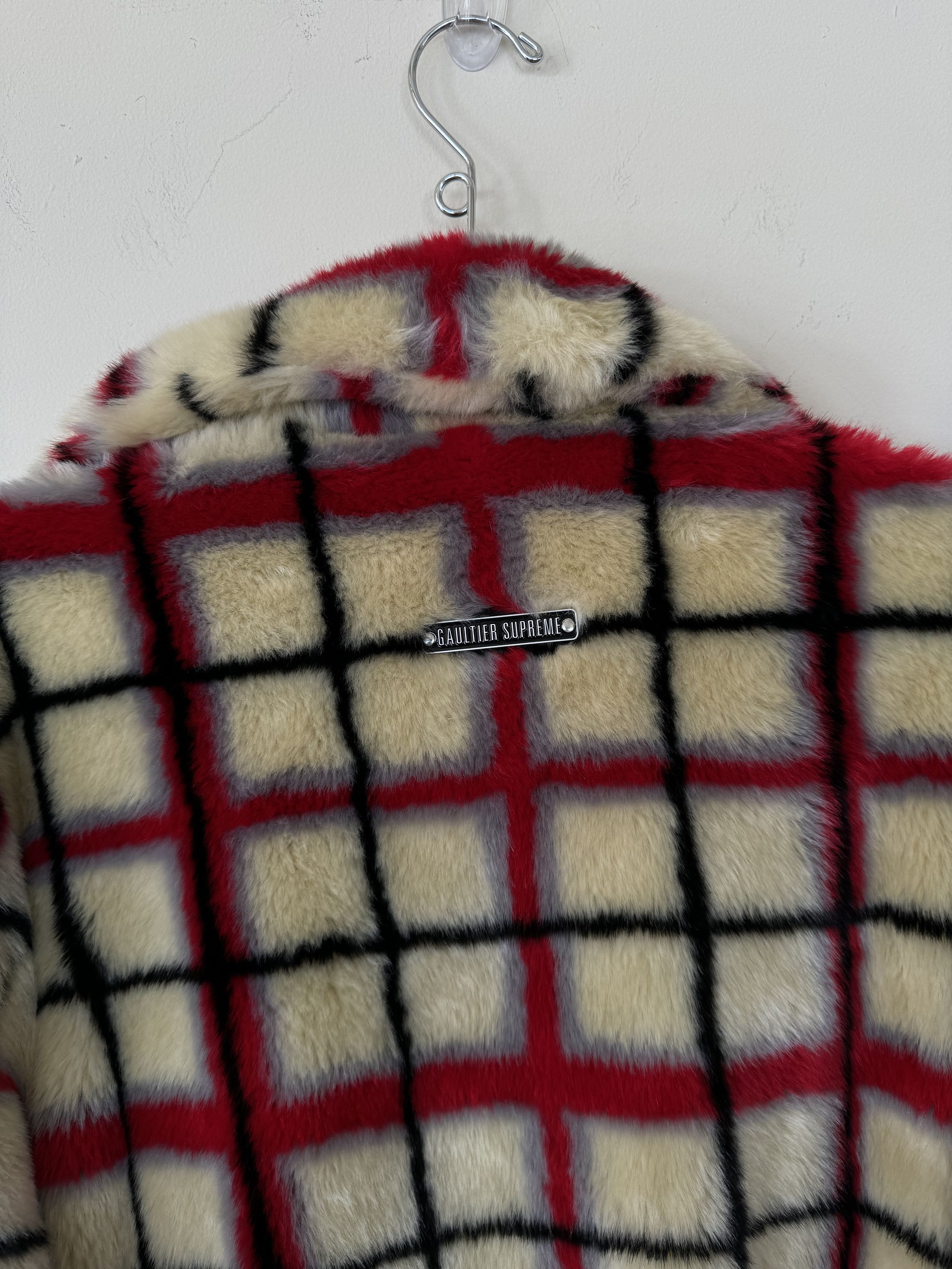 Jean Paul Gaultier × Supreme Supreme JPG Fur Coat NWT Size US M / EU 48-50 / 2 - 8 Thumbnail