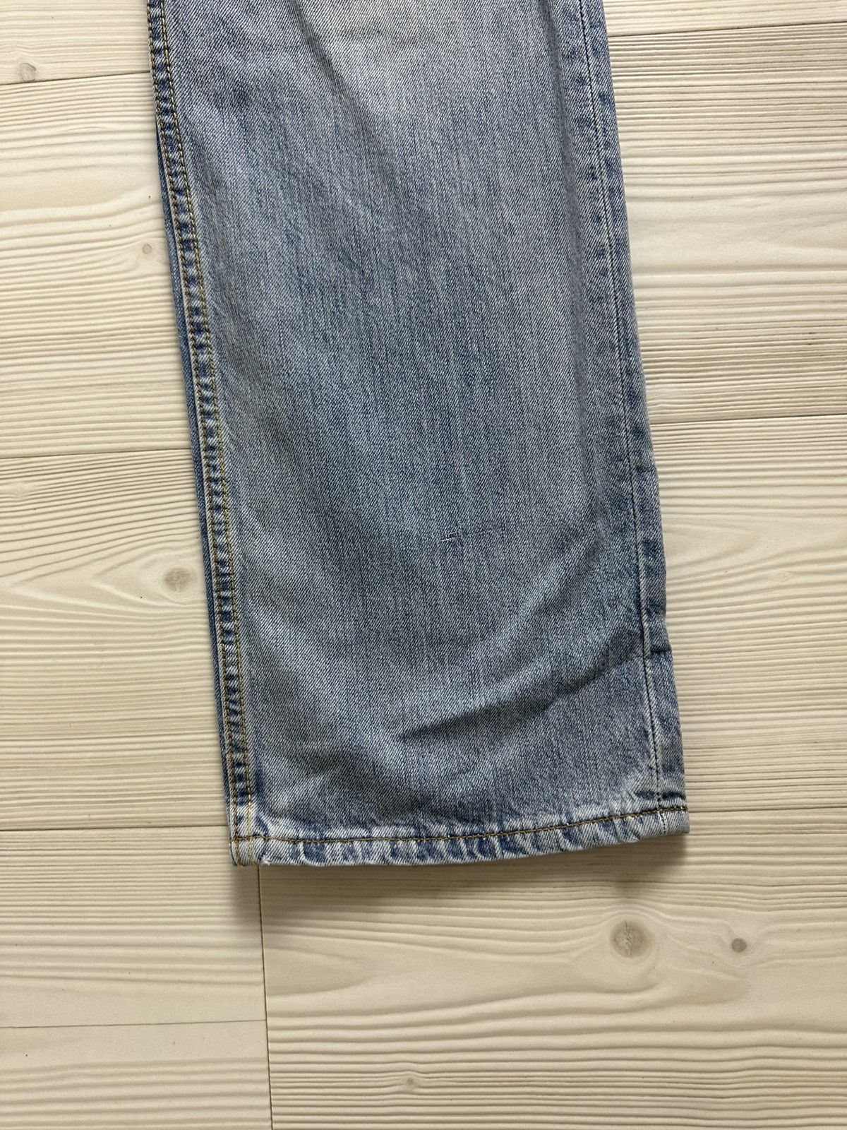 Vintage Levi’s baby blue 501 05’ 34/34