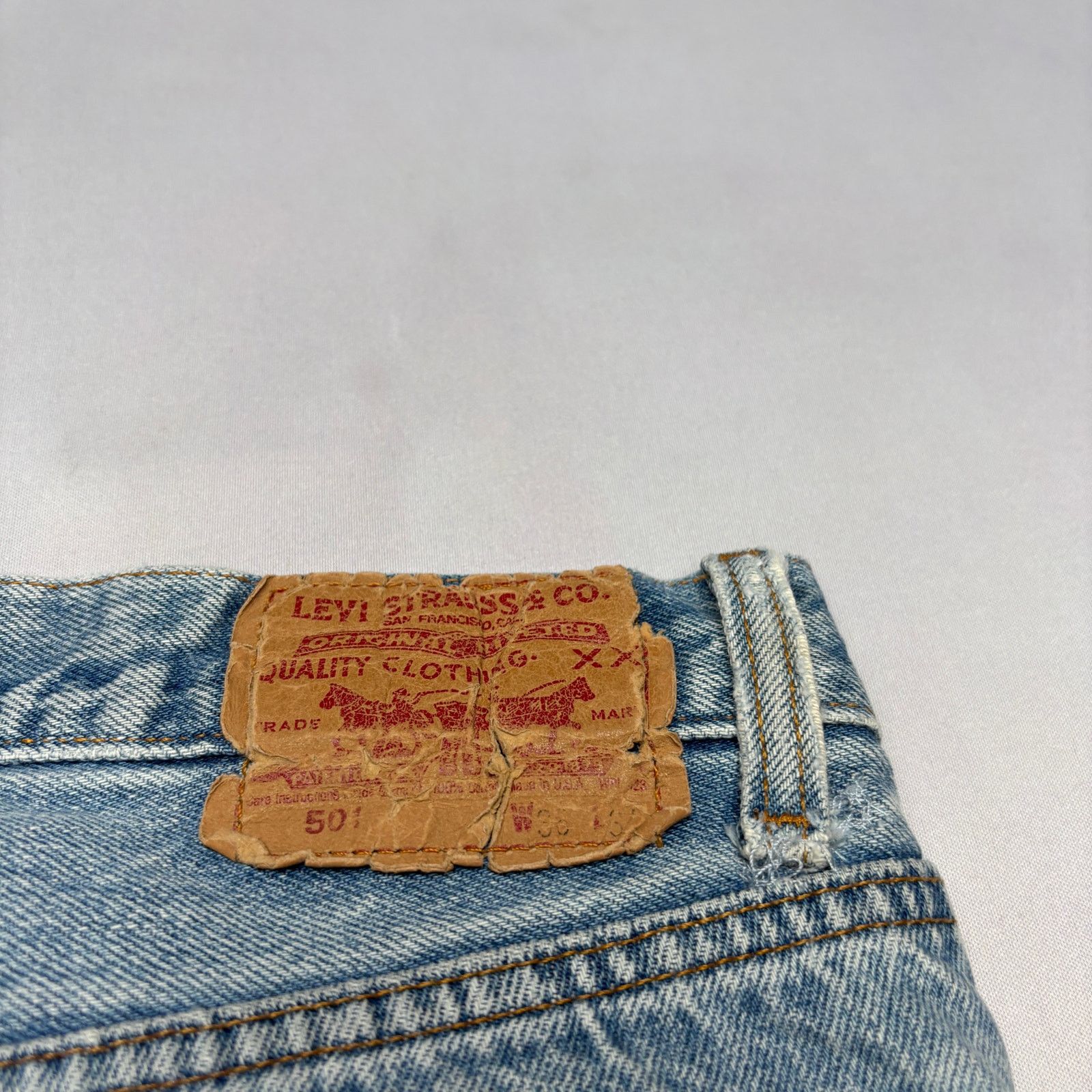 Levi's Vintage 80s Levi's 501 Distressed Straight Leg Jeans 33x32.5 Size US 33 - 4 Thumbnail