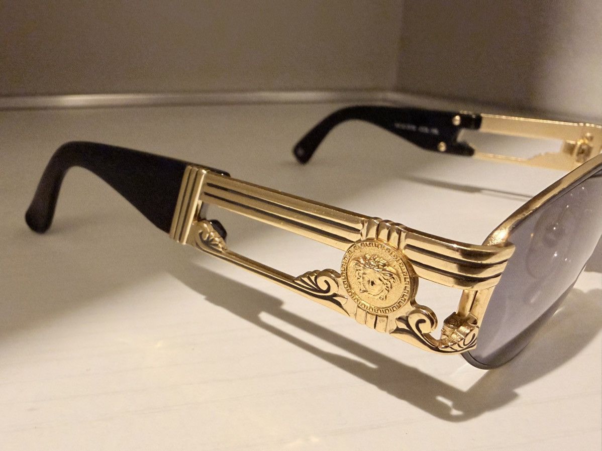 Versace Gianni varsace S75 col.16L gold black man sunglasses vintage Size ONE SIZE - 7 Thumbnail