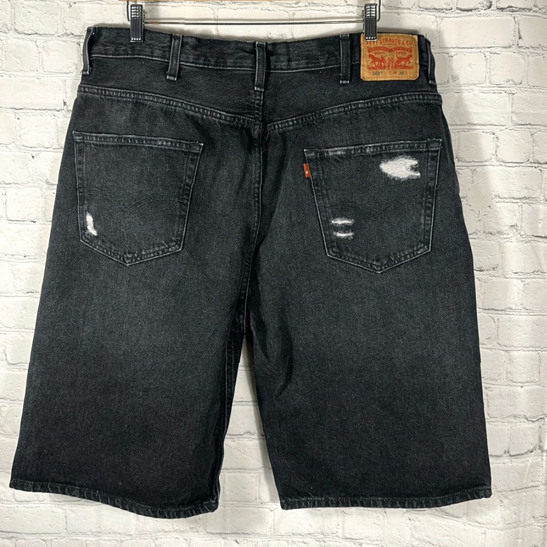 Levi's Levi’s 569 Loose Straight Distressed Black Jean Shorts Jorts Mens Jeans 38 Short Black Men Size 38 Distressed Blueprint? Size US 38 / EU 54 - 6 Thumbnail
