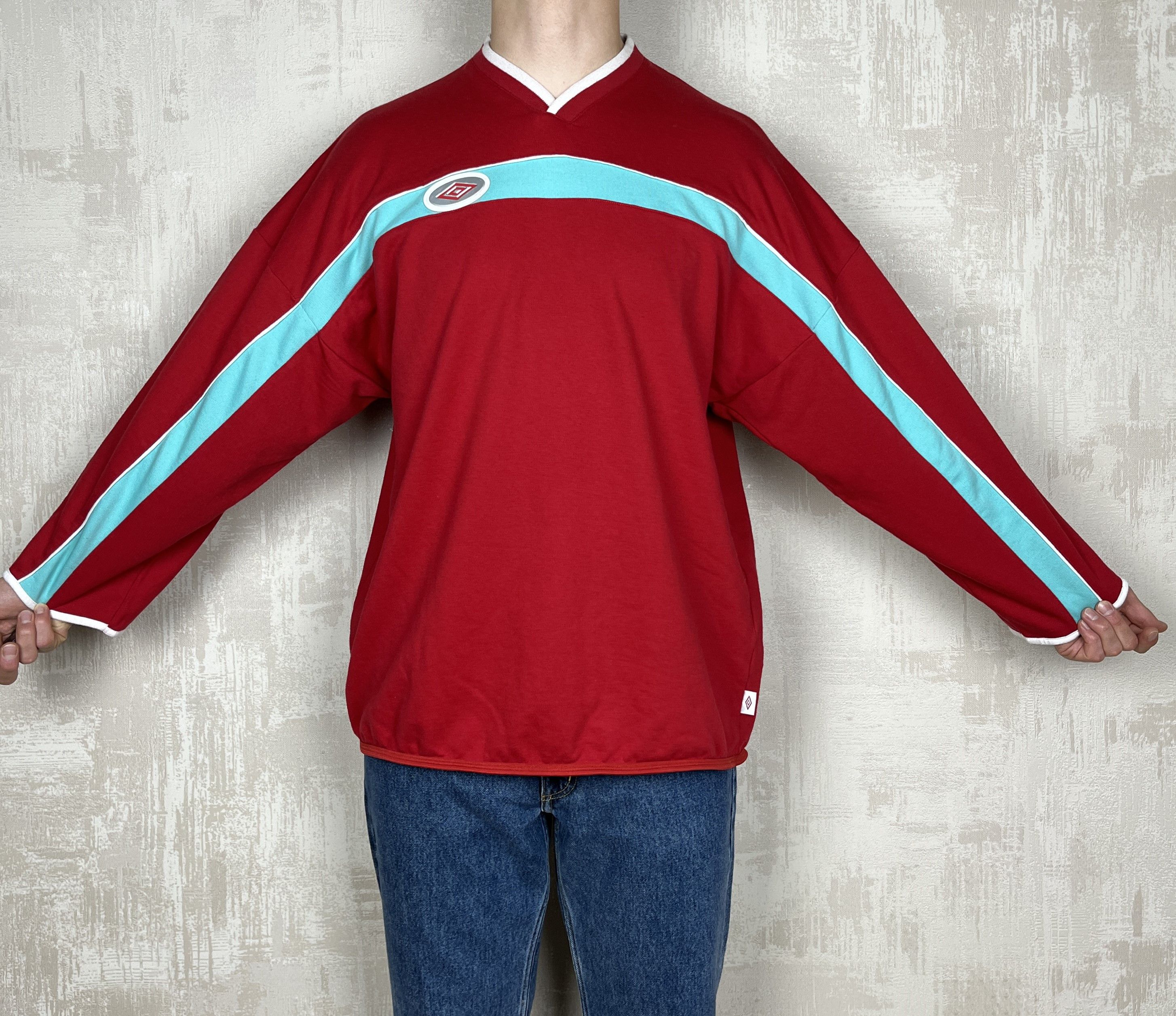 Umbro Vintage Umbro 90's V-neck Sweatshirt Size US L / EU 52-54 / 3 - 5 Thumbnail