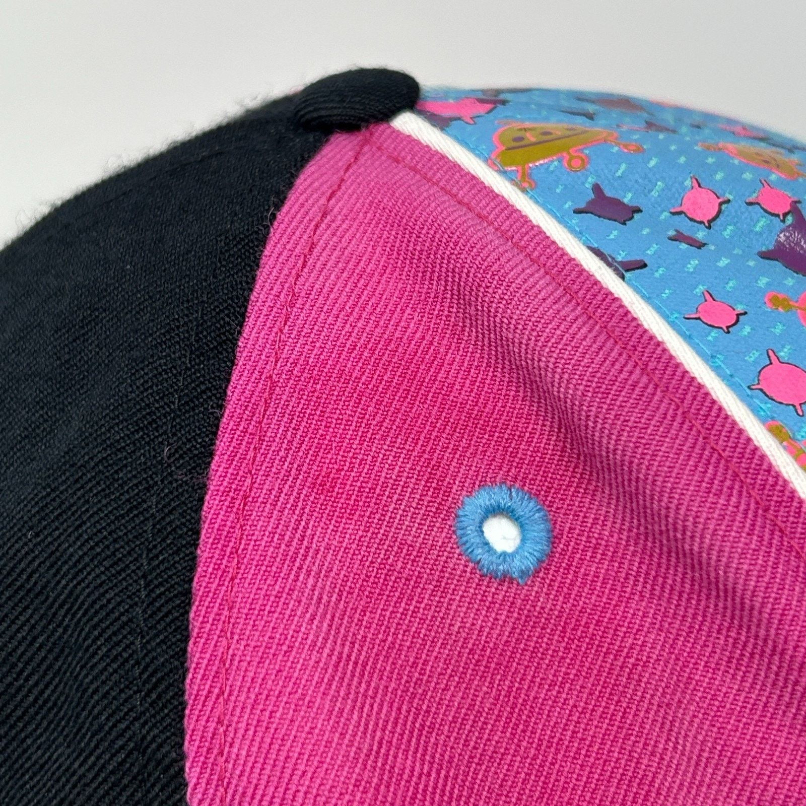 Reebok New England Patriots Hat Baseball Cap UFO Alien Space 7 5/8 Size ONE SIZE - 7 Thumbnail