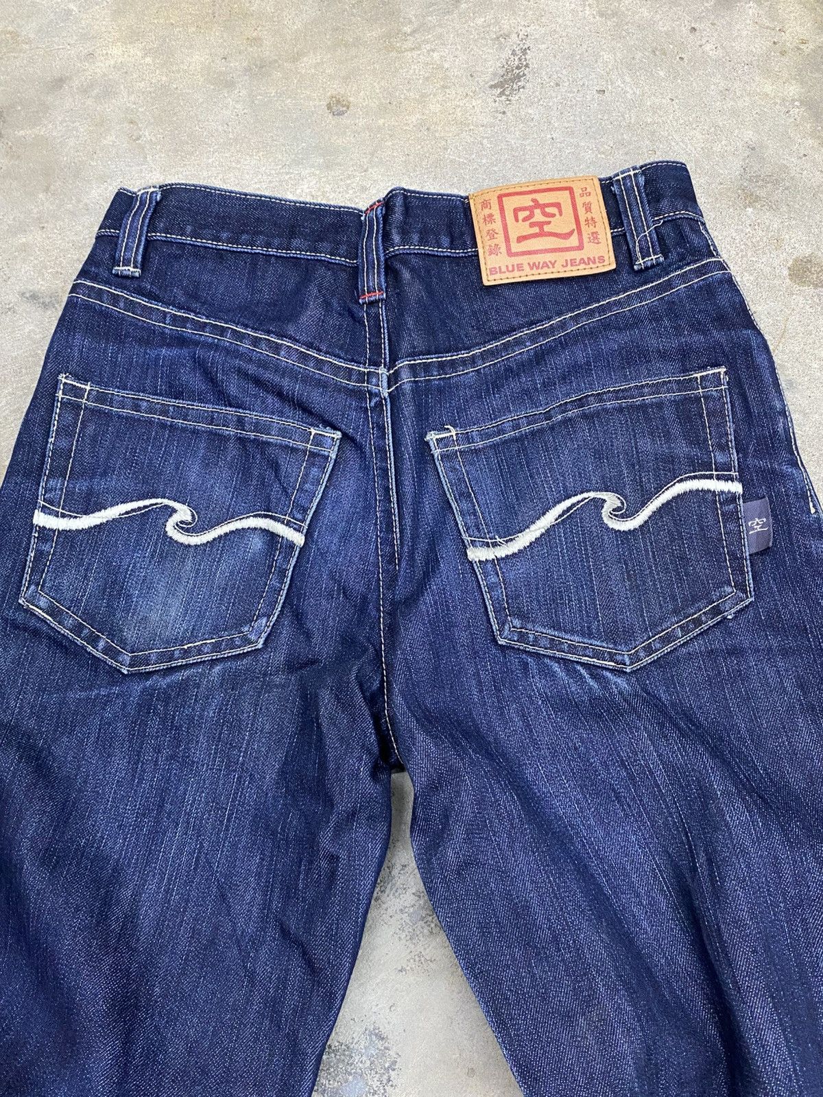 Japanese Brand × Le Grande Bleu (L.G.B.) 💥Bindding Offer💥 Rare blue way jeans Size US 28 / EU 44 - 6 Thumbnail