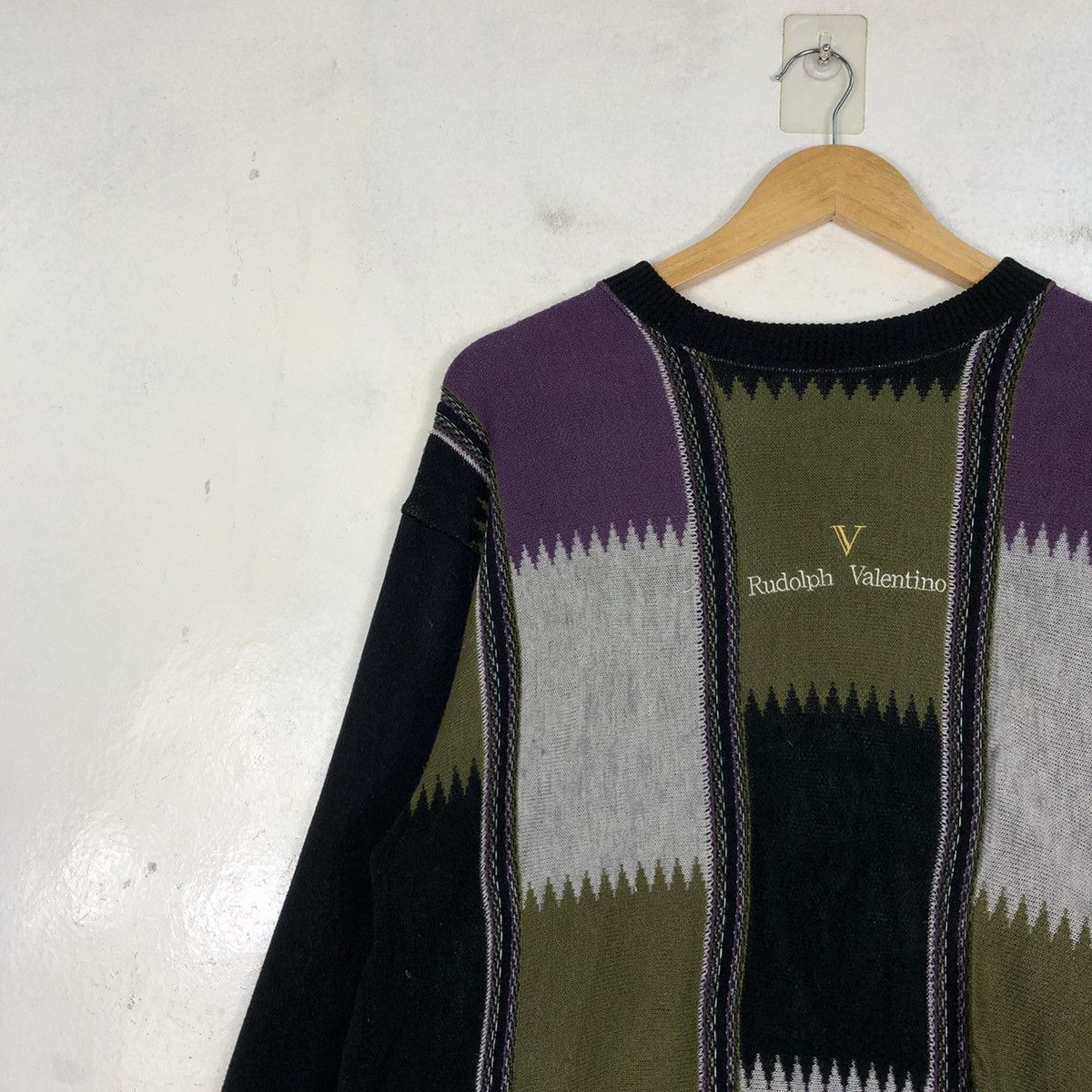 Vintage Vintage Rudolf Valentino Sweatshirt Size US M / EU 48-50 / 2 - 6 Thumbnail