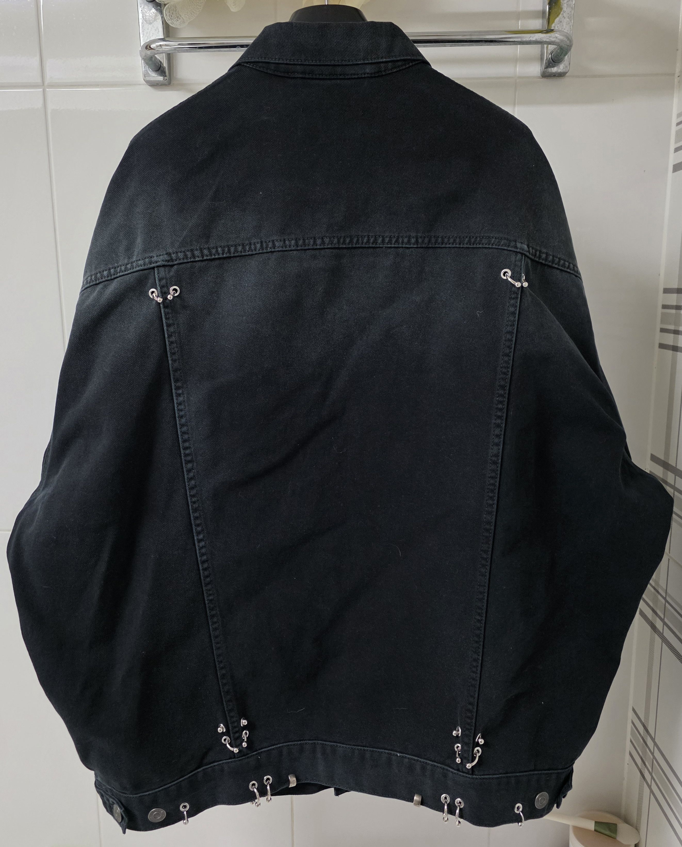 Balenciaga Balenciaga Pierced Denim Jacket Black size 1 Size US S / EU 44-46 / 1 - 2 Thumbnail