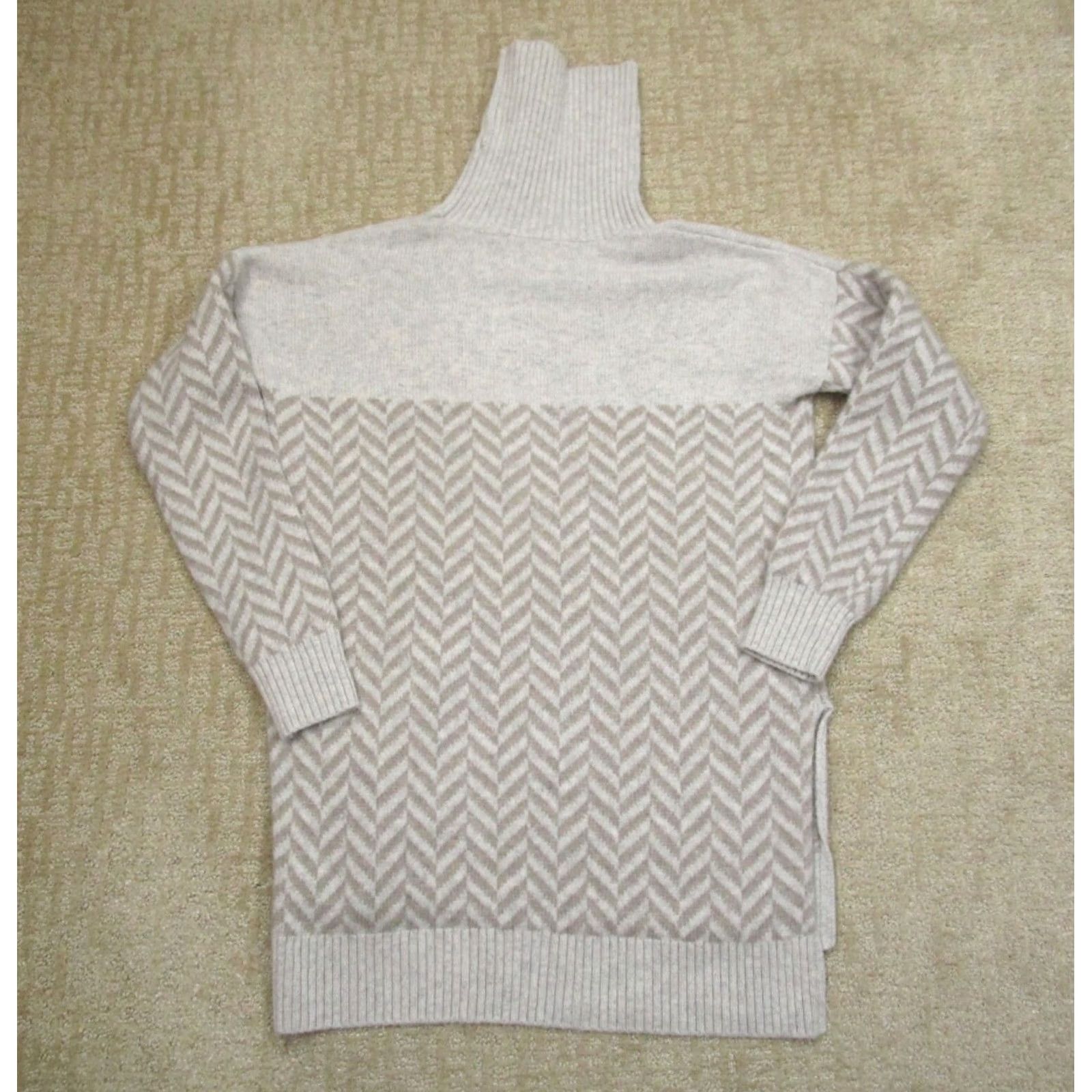 Athleta Athleta Sweater Women M Gray Turtleneck Chevron Pattern Cashmere Wool Pullover Knit All Seasons Casual Geometric Logo Size M / US 6-8 / IT 42-44 - 2 Thumbnail