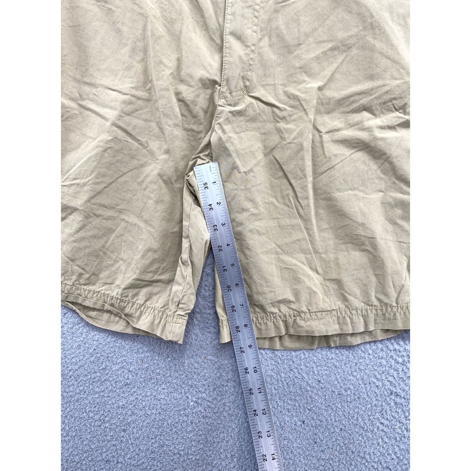 Vintage Columbia Mens Beige Fishing Hiking Outdoor Shorts 36 10” Inseam Regular Cargo Button Front Flat Front Logo Zipper Beige 36 Mens Size US 36 / EU 52 - 6 Thumbnail
