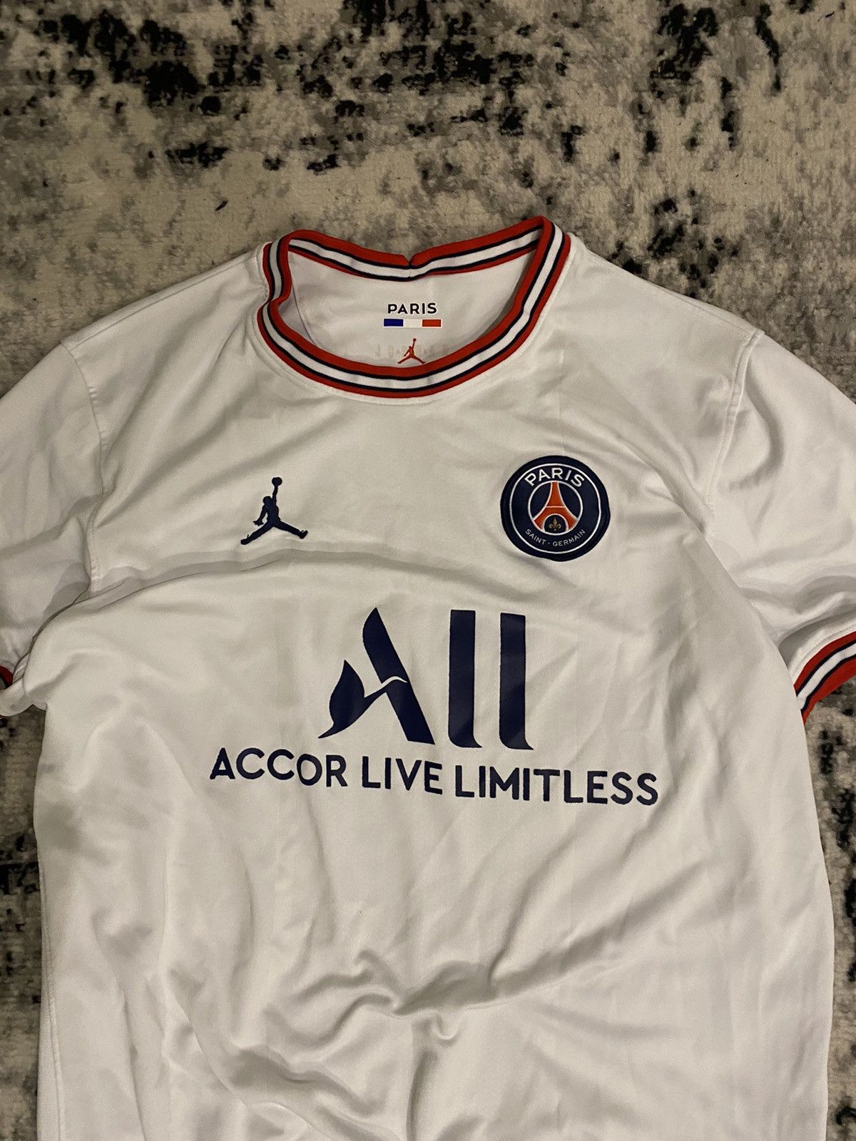 Jordan Brand × Vintage Paris Saint Germain Jersey Jordan Retro Vintage Psg White Xl Size US XL / EU 56 / 4 - 4 Thumbnail