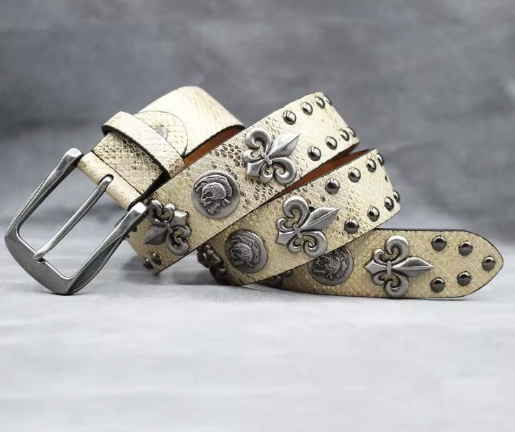 Japanese Brand 115 cm Y2K Leather Rivet Belt Golden Cross Size ONE SIZE - 4 Thumbnail