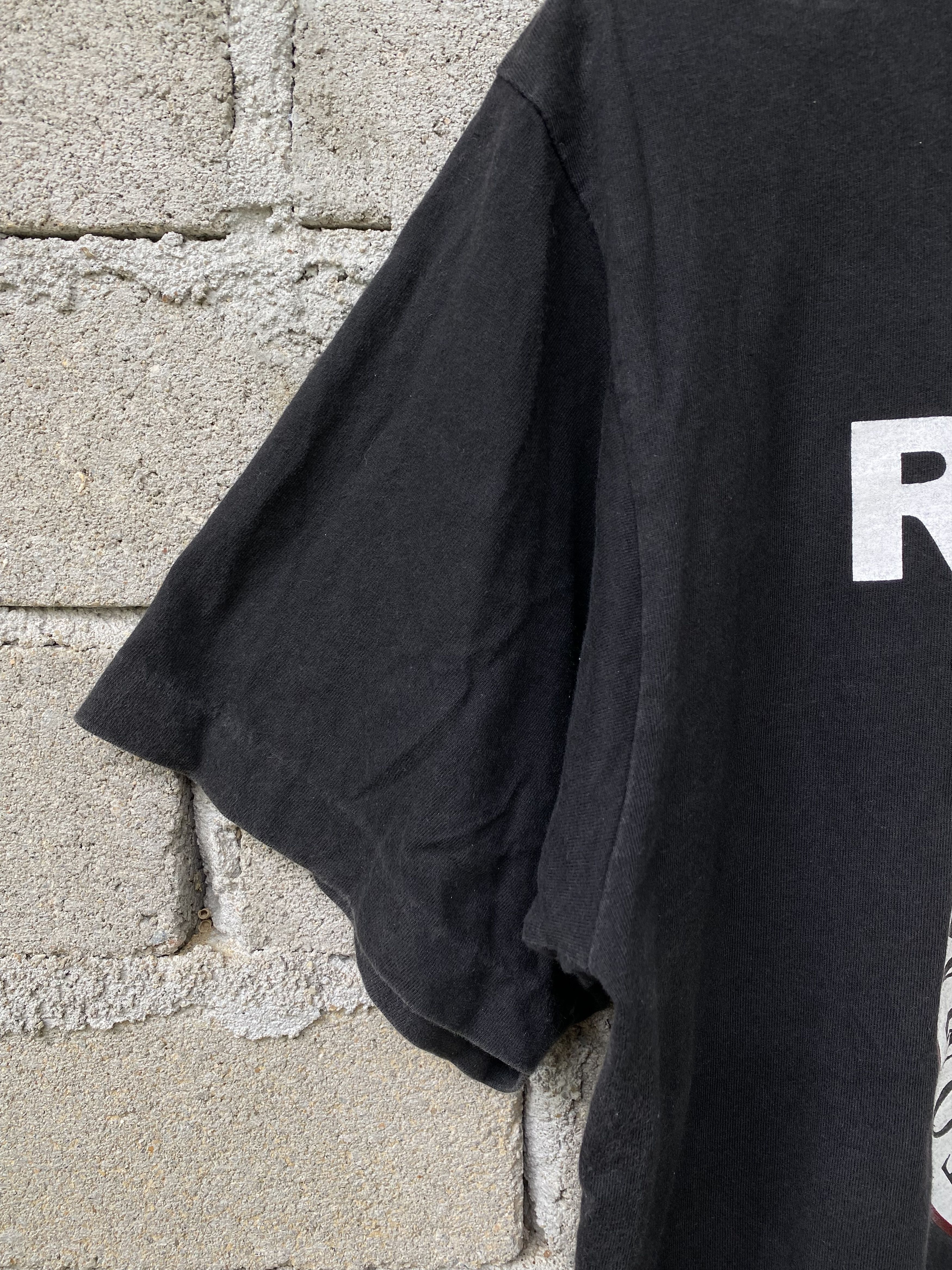 Band Tees × Vintage Vintage 2004 Ramones Band Line Up Names Wall of Fame Tshirt Size US M / EU 48-50 / 2 - 6 Thumbnail