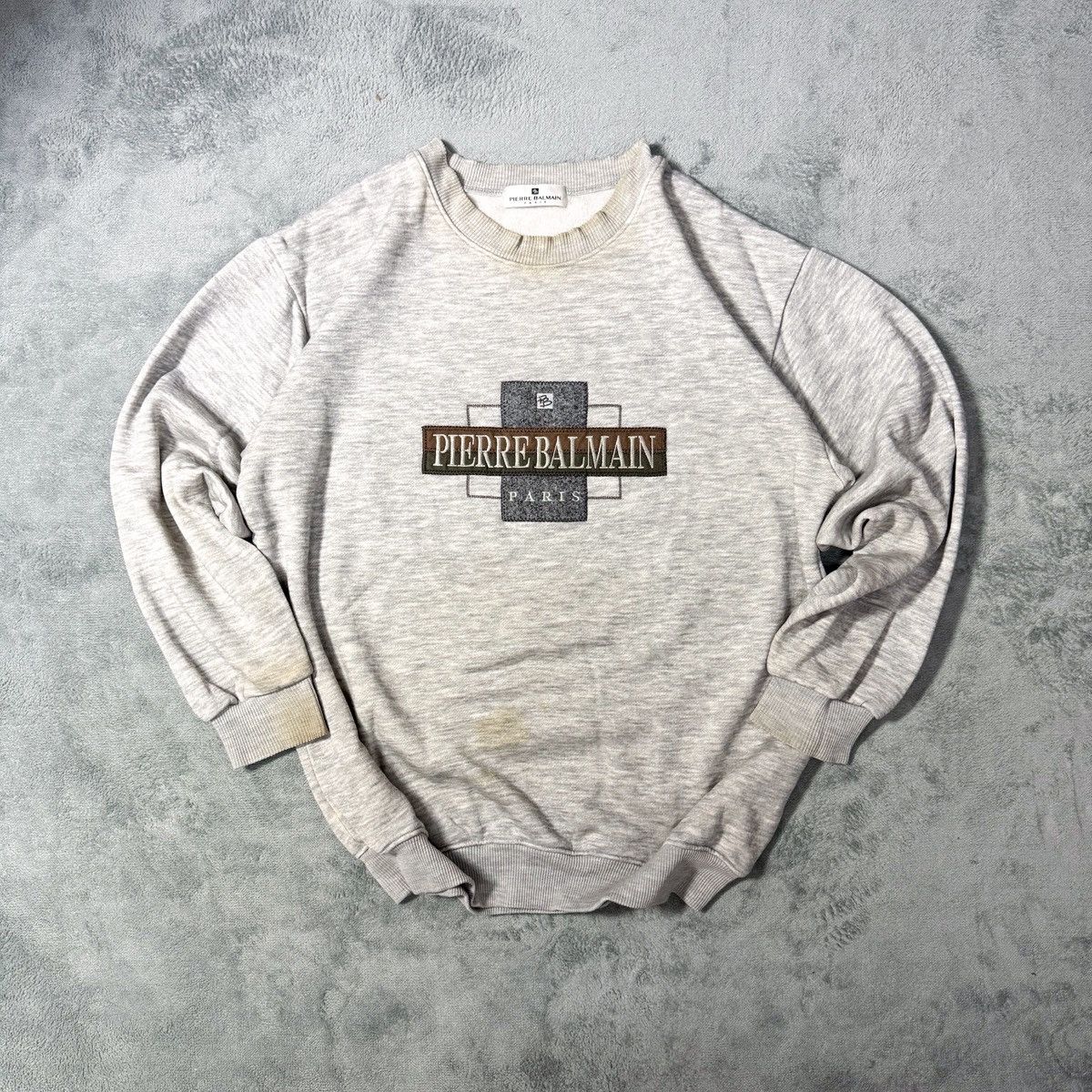 Pierre Balmain × Vintage Vintage 90s Pierre Balmain Paris Sweatshirt Size US L / EU 52-54 / 3 - 1 Thumbnail