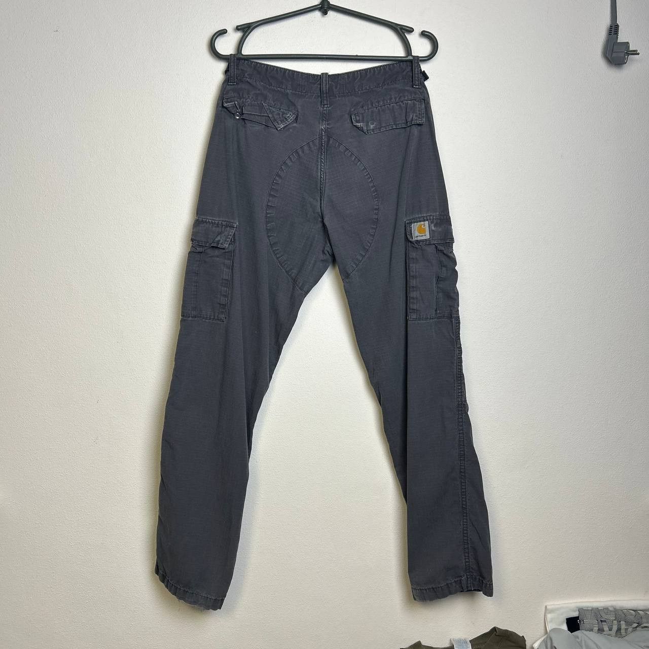 Carhartt Wip Vintage Carhartt Wip Patch Logo cargo streetwear work pants Size US 30 / EU 46 - 1 Thumbnail