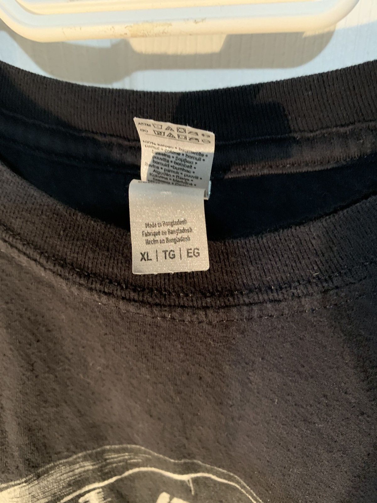 Gildan Gildan Graphic Tee size XL Size US XL / EU 56 / 4 - 3 Thumbnail