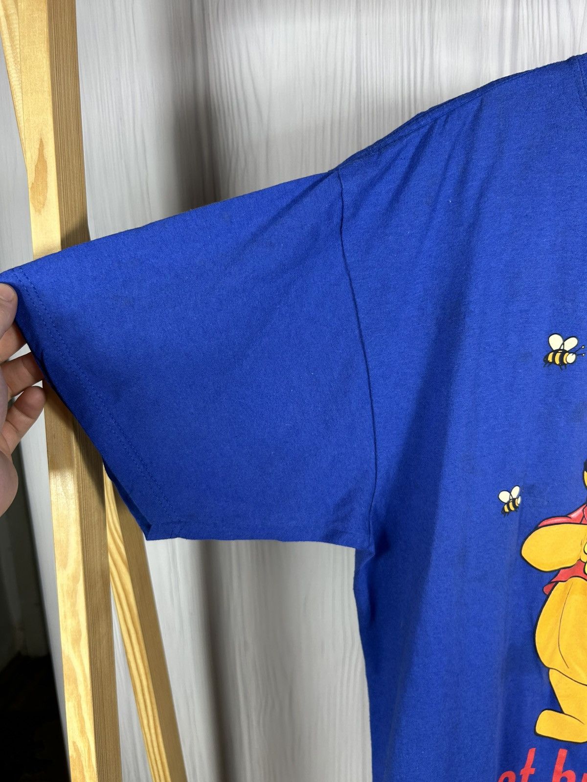 Mickey Inc Rare Vintage Winnie The Pooh Got Hunny? Mickey T-Shirt Sz L Size US L / EU 52-54 / 3 - 9 Thumbnail