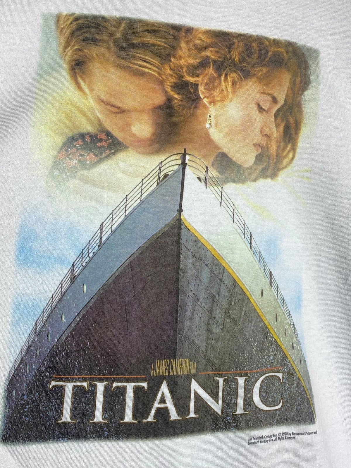 Vintage Vintage 1998 Titanic Movie T-Shirt Hanes Film Promo Tee Size US XL / EU 56 / 4 - 4 Thumbnail