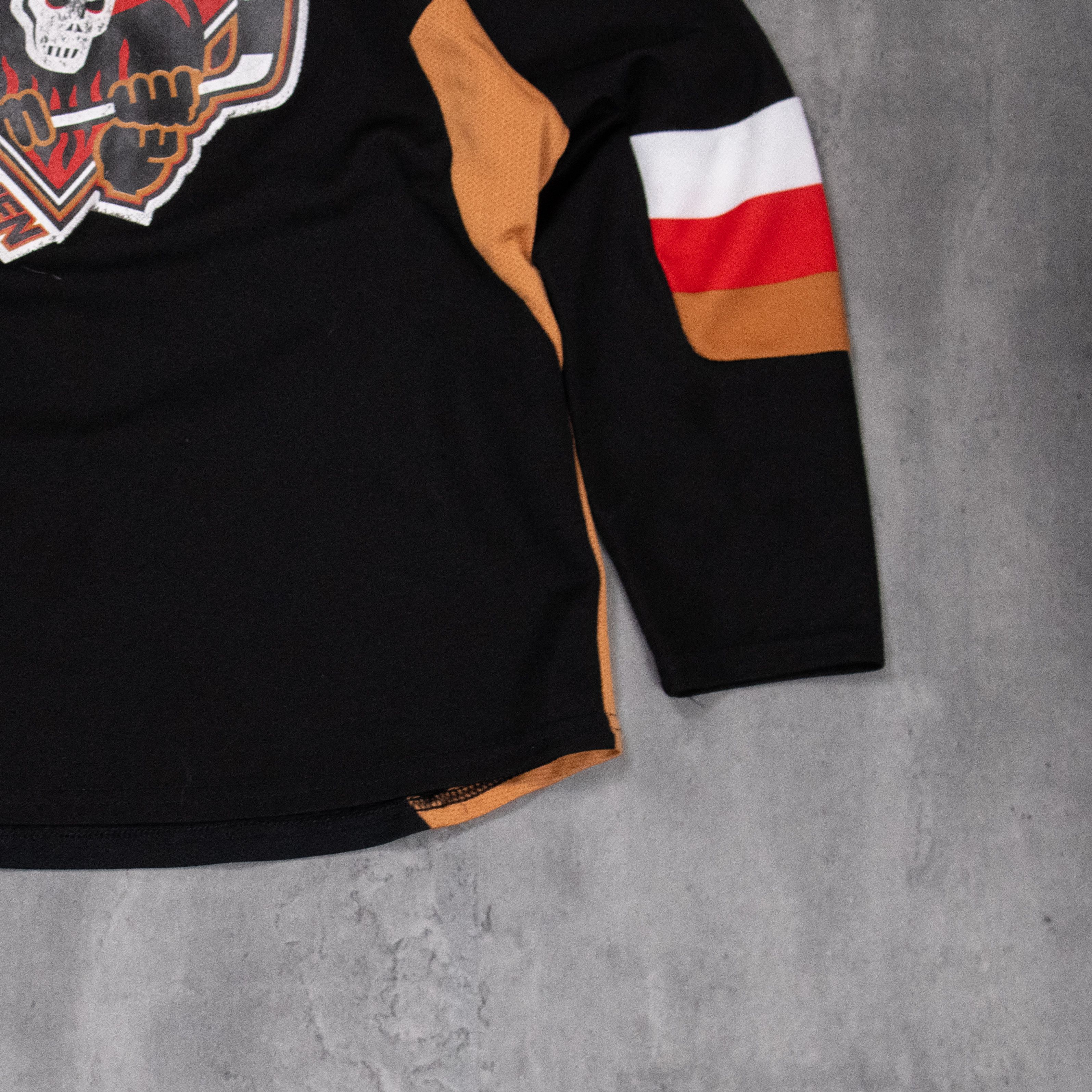 NHL Vintage VTG Y2K 00's 00's Reebok CCM Hitman Black Jersey Size US M / EU 48-50 / 2 - 4 Thumbnail