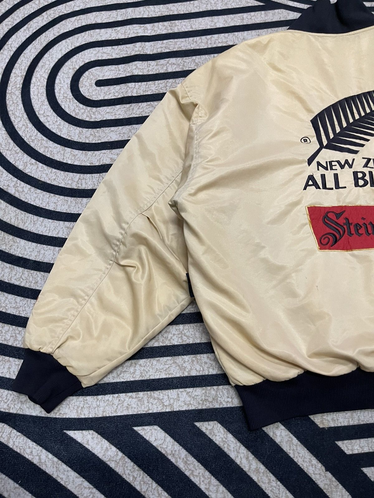 Canterbury of New Zealand 90s CANTERBURY OF NEW ZEALAND ALL BLACK STEINLAGER BOMBER Size US XL / EU 56 / 4 - 19 Thumbnail